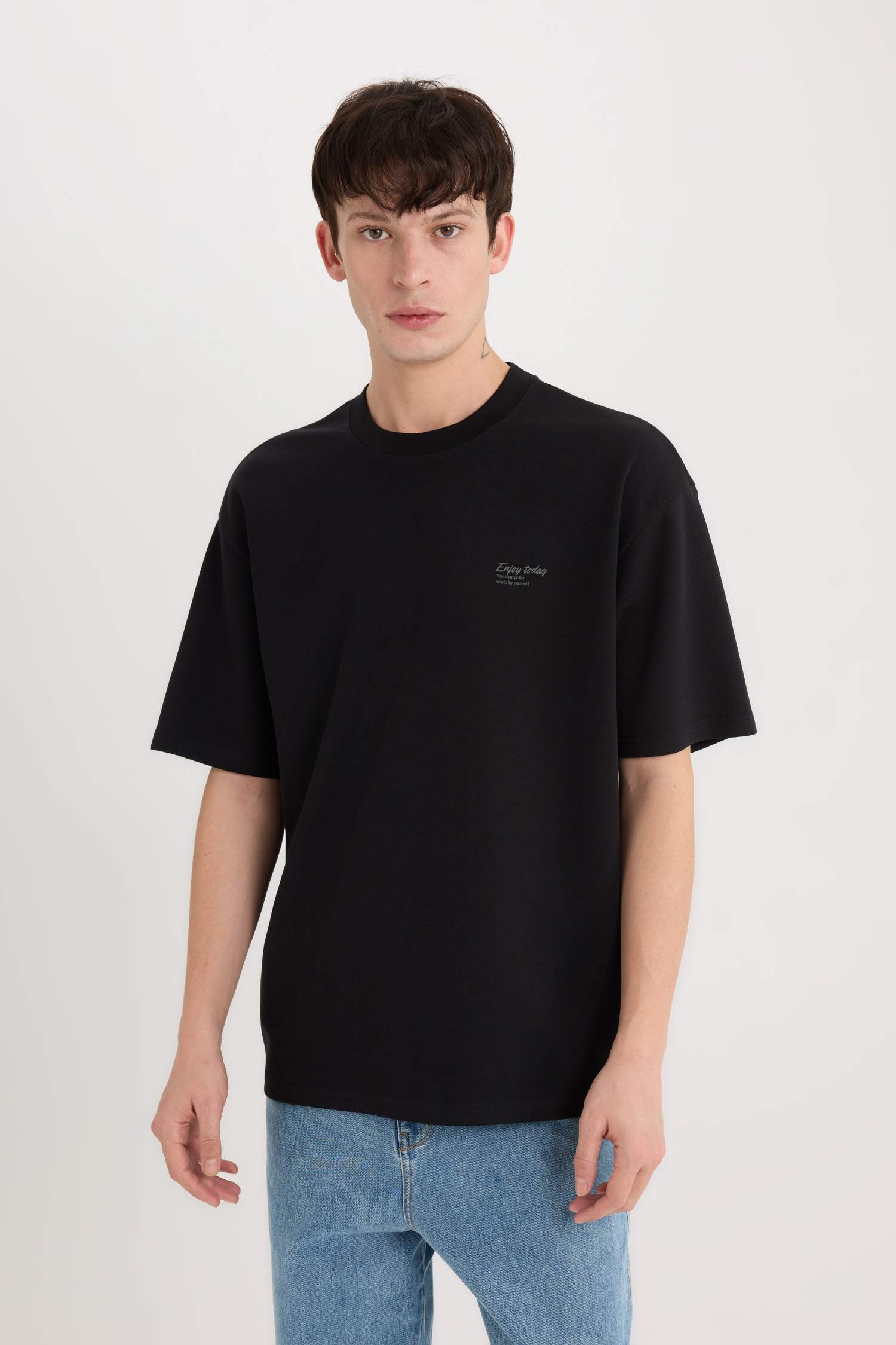 Boxy Fit Crew Neck Printed Heavy Fabric T-Shirt