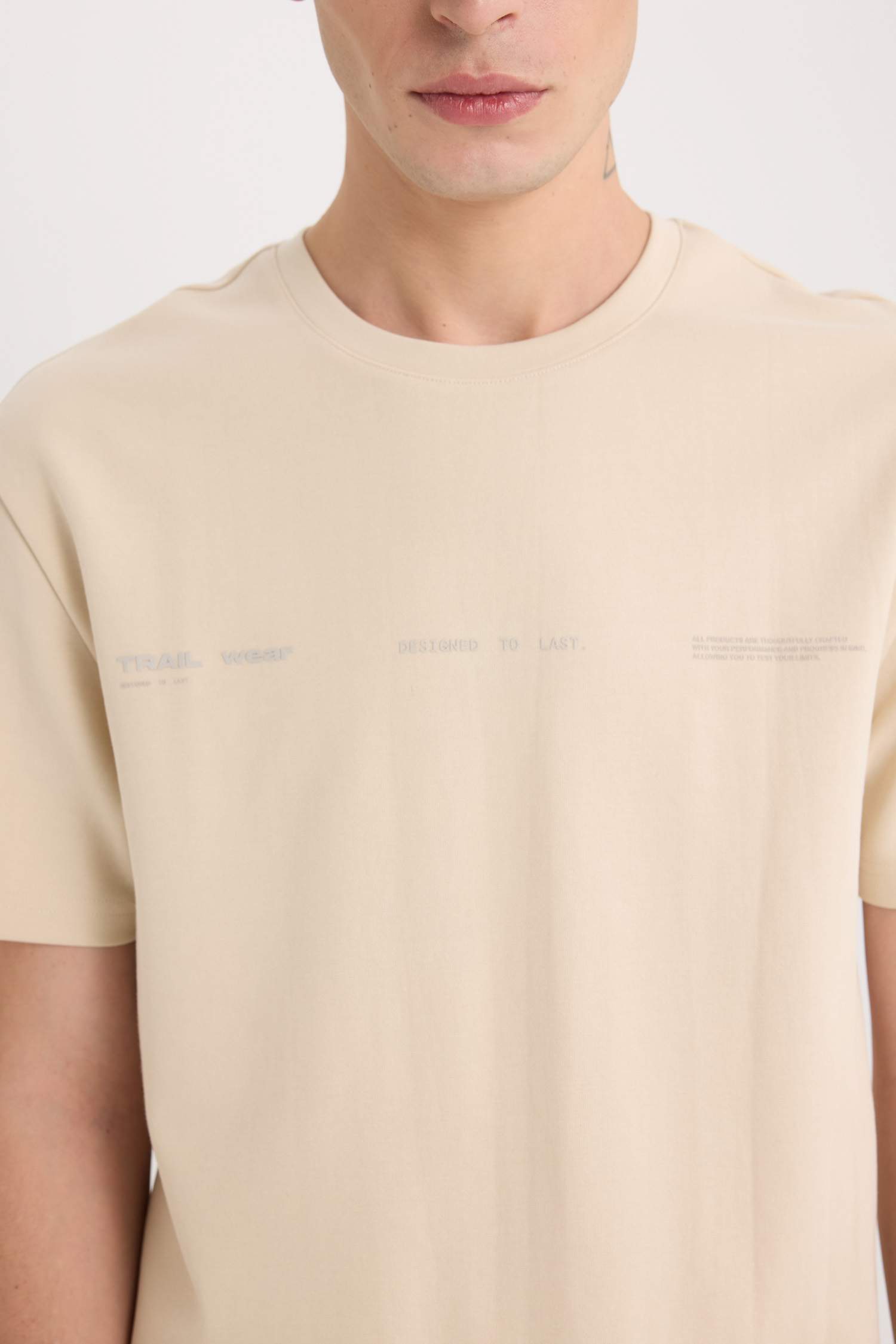 T-Shirt imprimé à col rond et coupe regulière