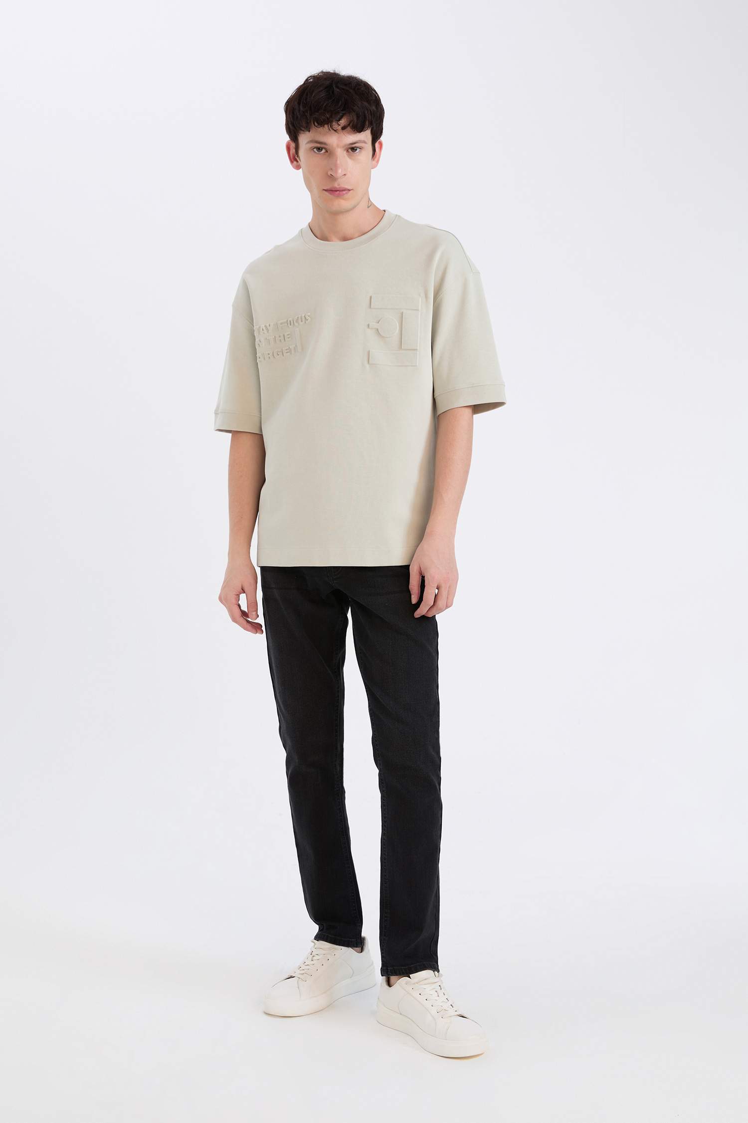 Loose Fit Bisiklet Yaka Baskılı Kısa Kollu Ağır Kumaş Tişört