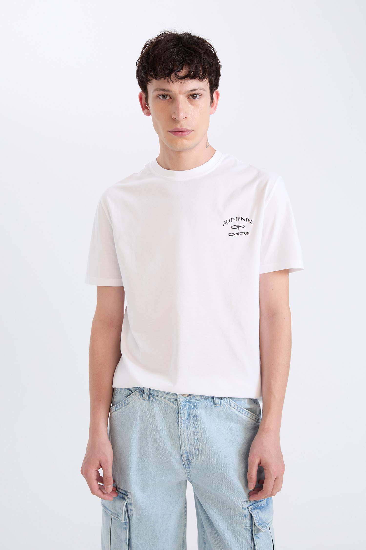 Regular Fit Crew Neck Printed Short Sleeve T-Shirt