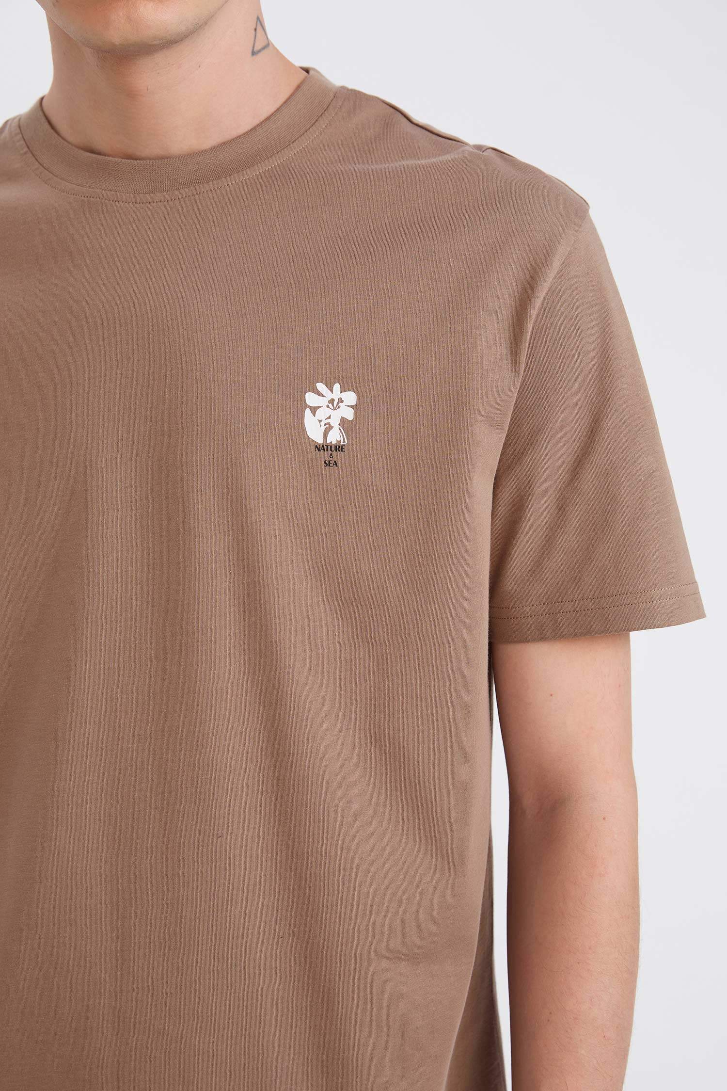 Regular Fit Crew Neck Printed Short Sleeve T-Shirt