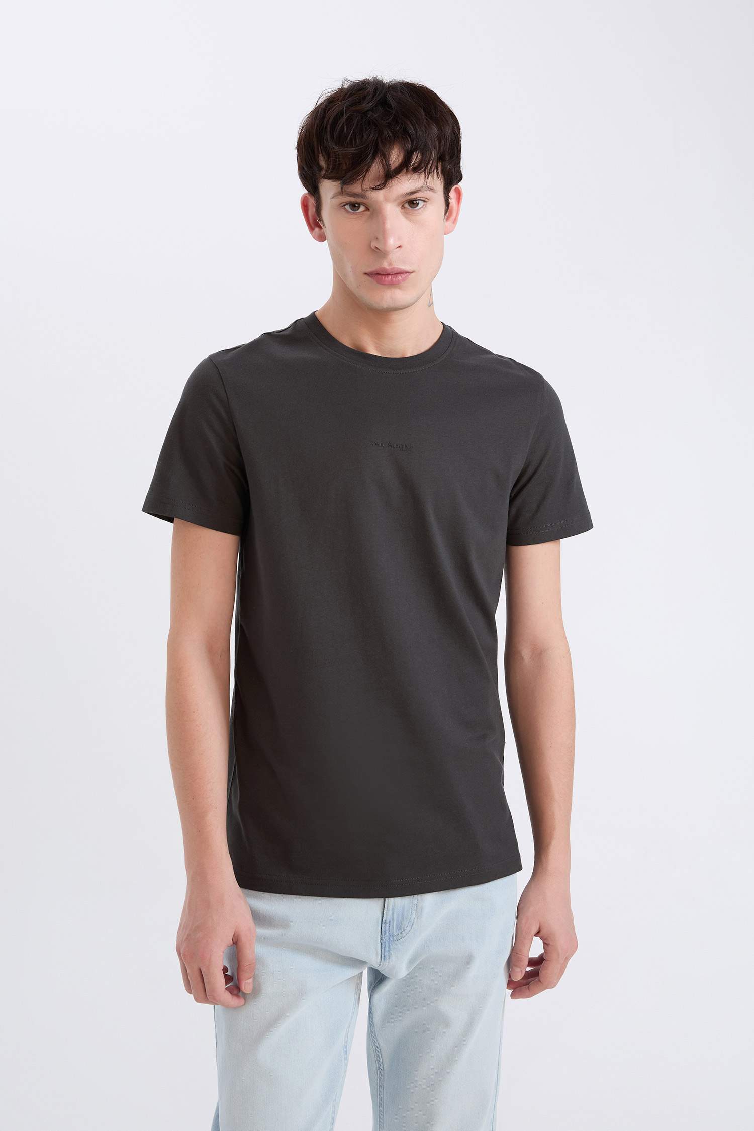Slim Fit Crew Neck Printed Short Sleeve T-Shirt