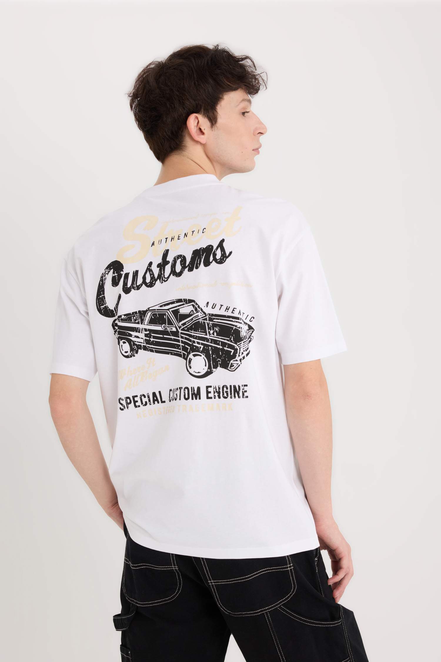 Boxy Fit Crew Neck Back Printed T-Shirt