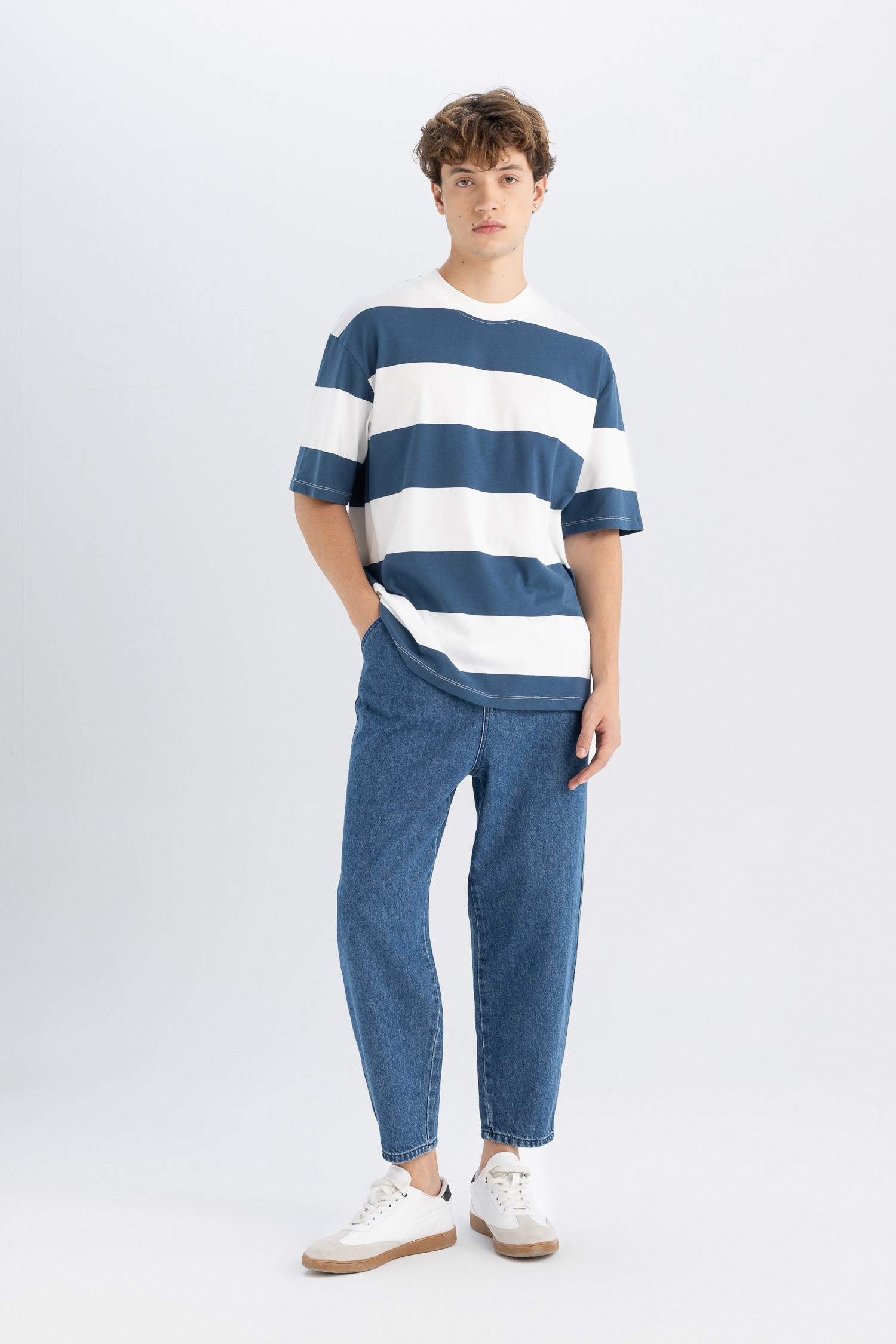 %100 Pamuk Boxy Fit Bisiklet Yaka Çizgili Kısa Kollu Tişört