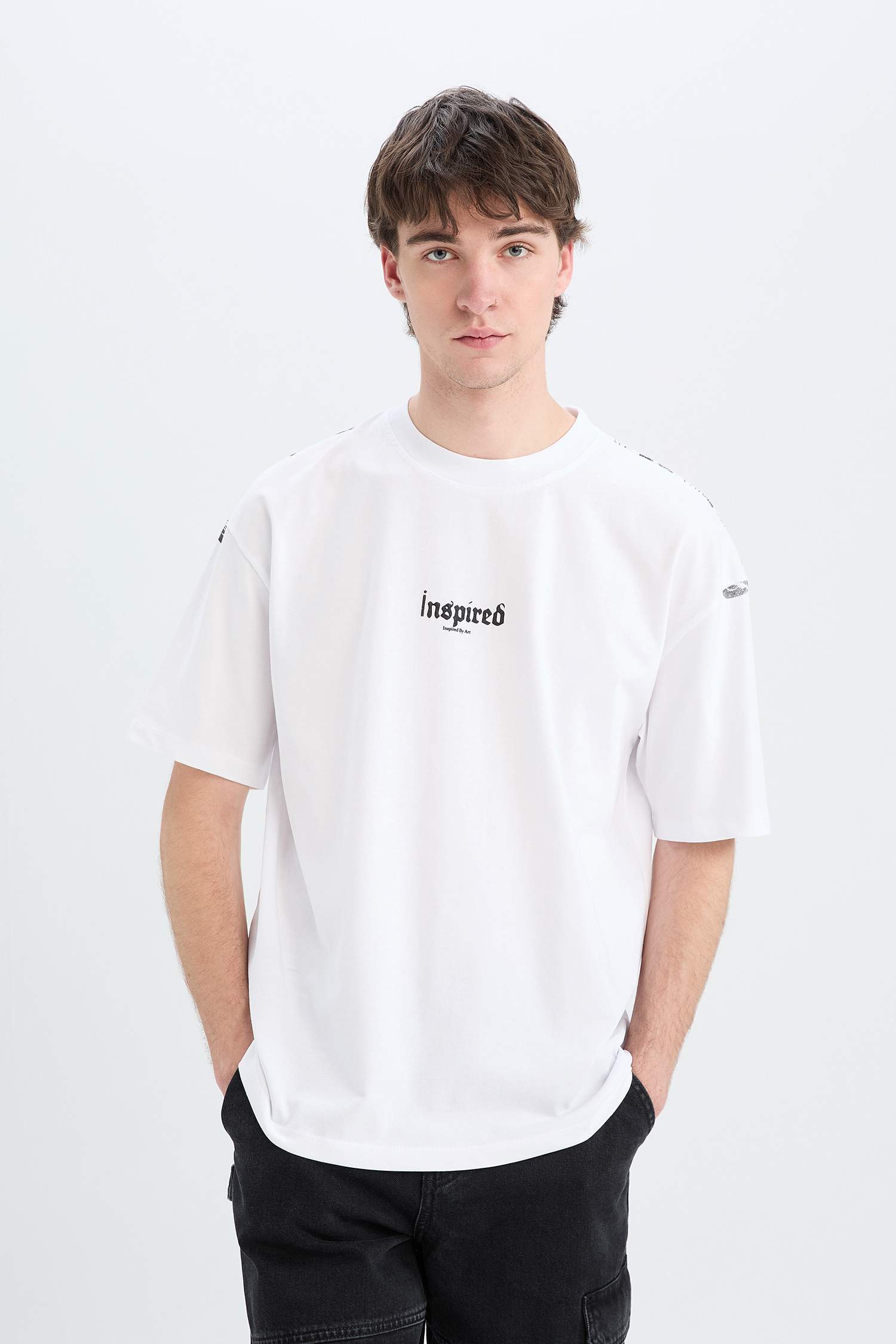 дөңгелек жаға үлкен Қысқа жеңді футболка