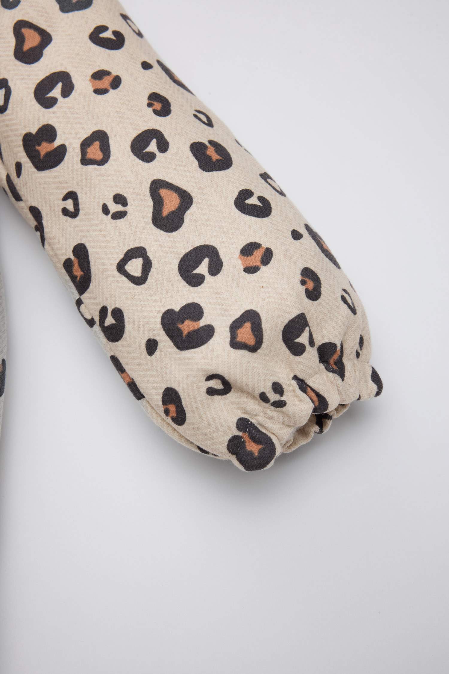 Kız Bebek Leopar Desenli Düğmeli Fırfırlı Uzun Kollu Elbise