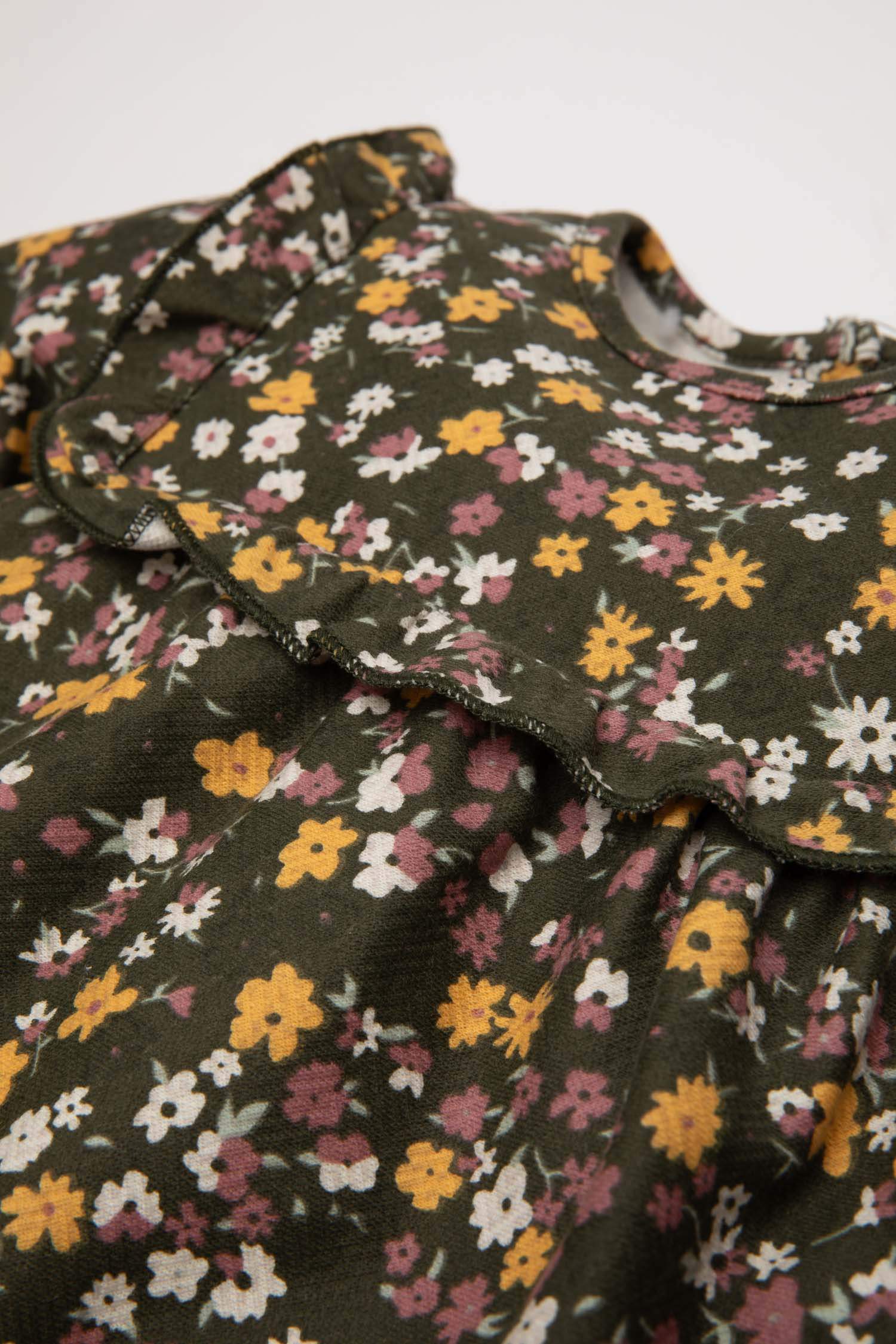 Kız Bebek Desenli Uzun Kollu Elbise