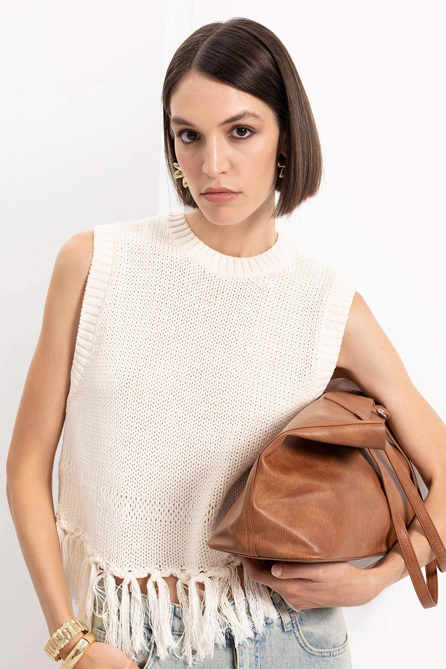 Coool Bisiklet Yaka Basic Düz Püsküllü Triko Süveter