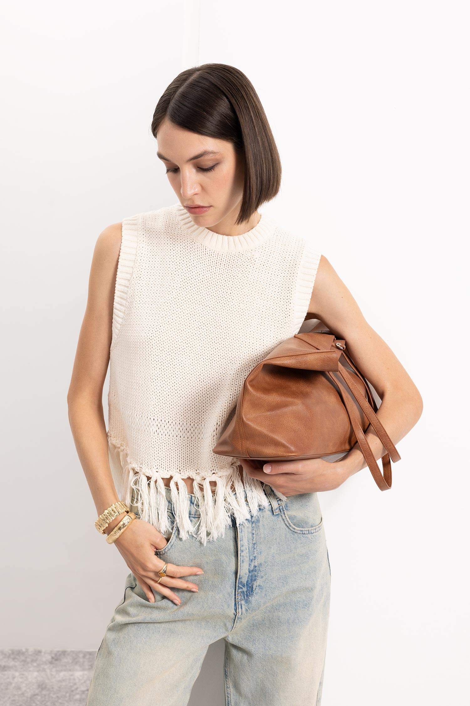 Coool Bisiklet Yaka Basic Düz Püsküllü Triko Süveter