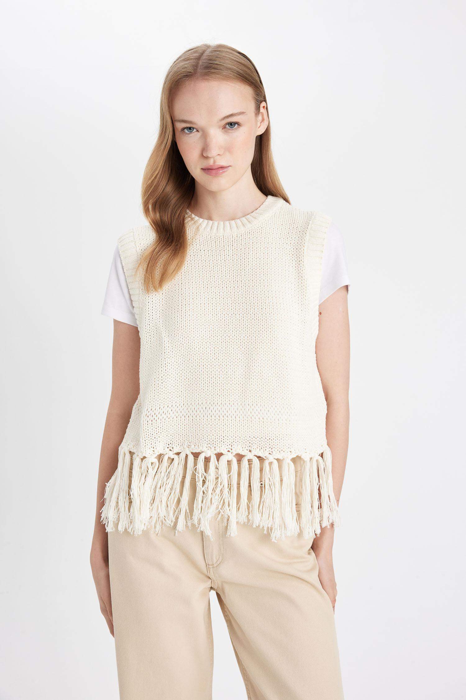 Coool Bisiklet Yaka Basic Düz Püsküllü Triko Süveter