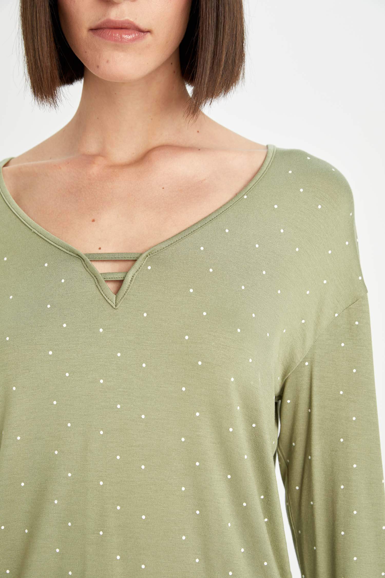 Pijama Takım Viskon Puantiyeli Uzun Kollu Üst Beli Lastikli Alt-Fall in Love 