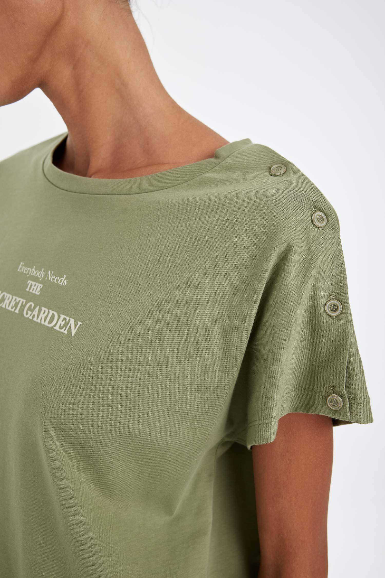 Pijama Takım Baskılı Kısa Kollu Üst Desenli Beli Lastikli Alt-Fall in Love 