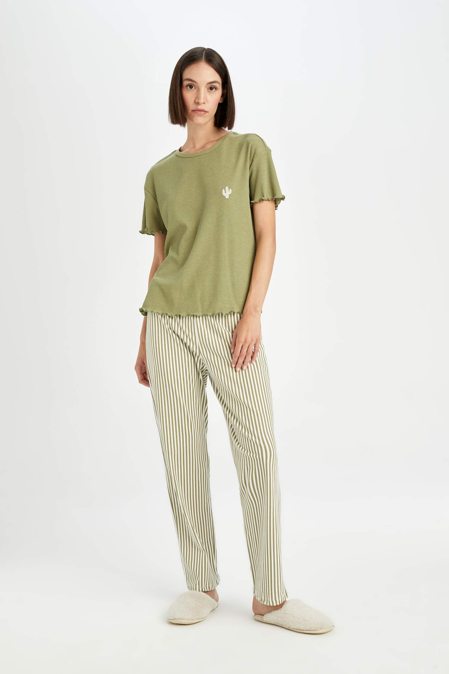 Ribana Pijama Takımı Bisiklet Yaka Baskılı Kısa Kollu Üst Çizgili Alt 