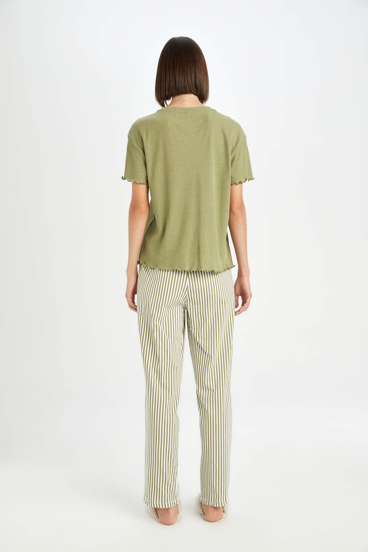 Ribana Pijama Takımı Bisiklet Yaka Baskılı Kısa Kollu Üst Çizgili Alt 