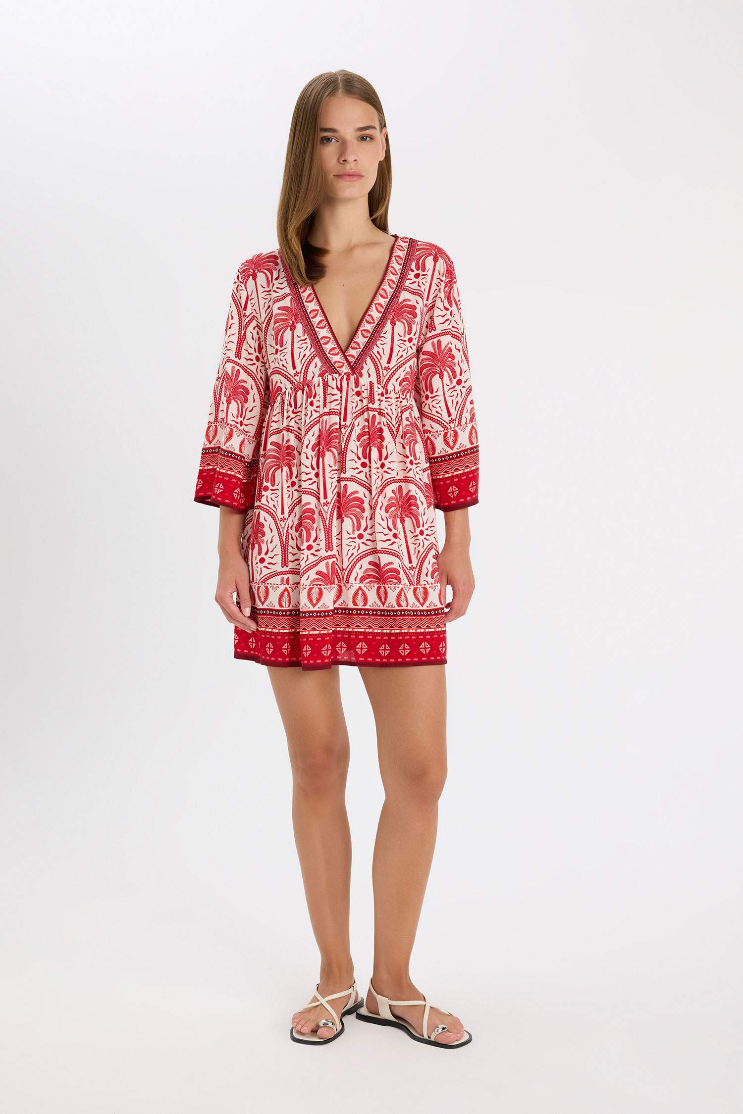 فستان بحر قصة عادية