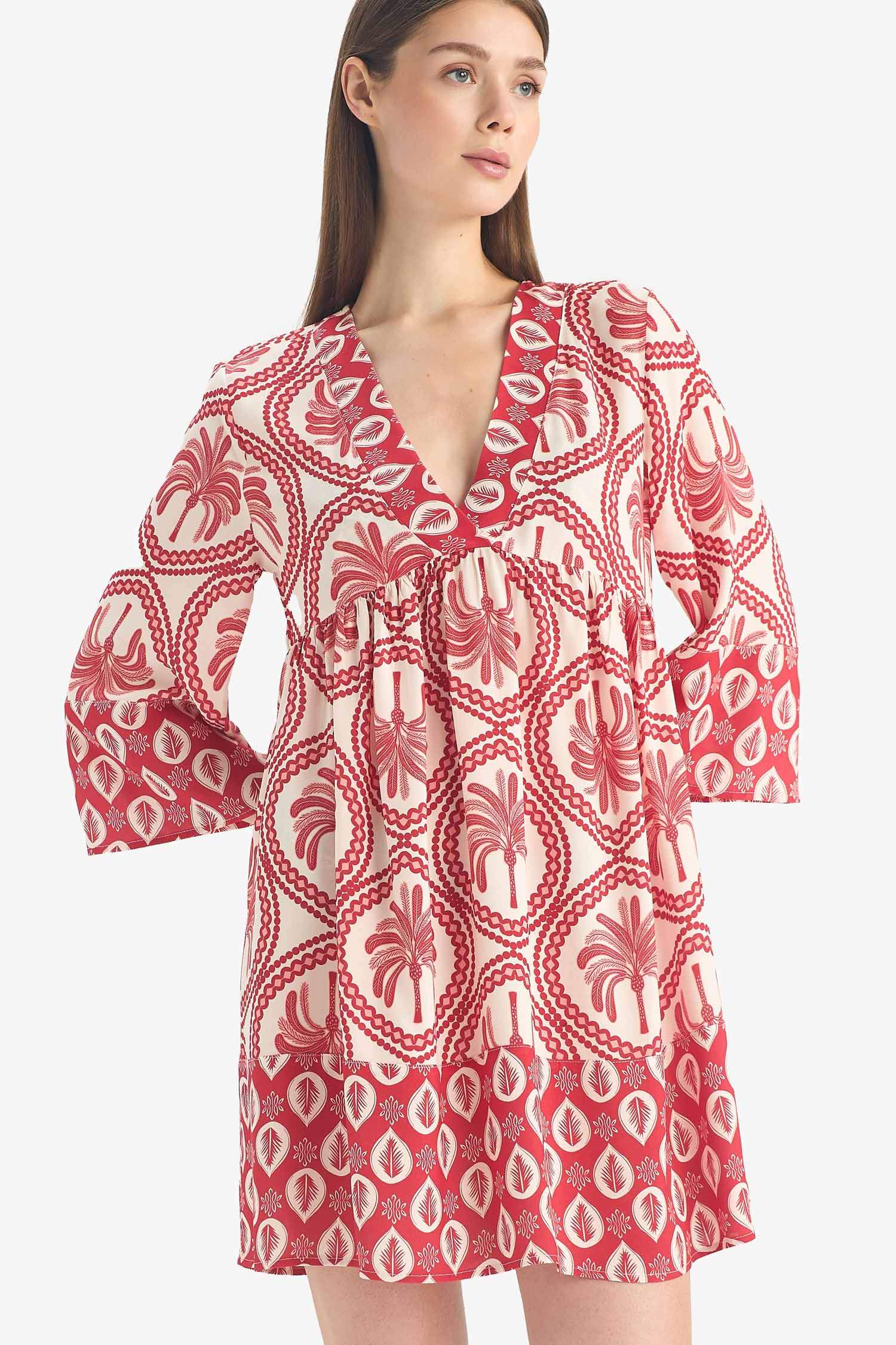 V Yaka Desenli Plaj Elbisesi-Fall in Love 