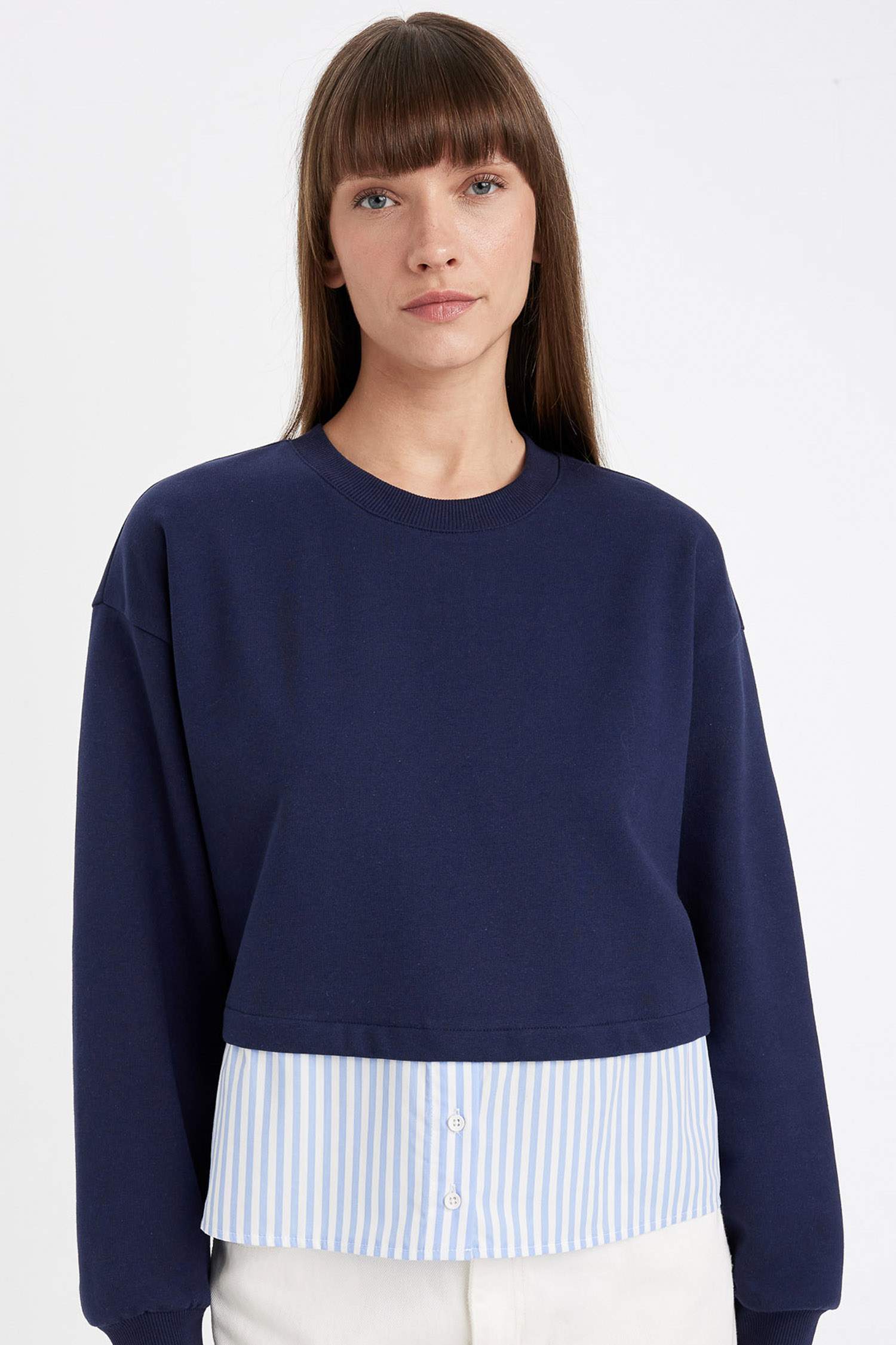 релакс пішімі дөңгелек жаға Свитер