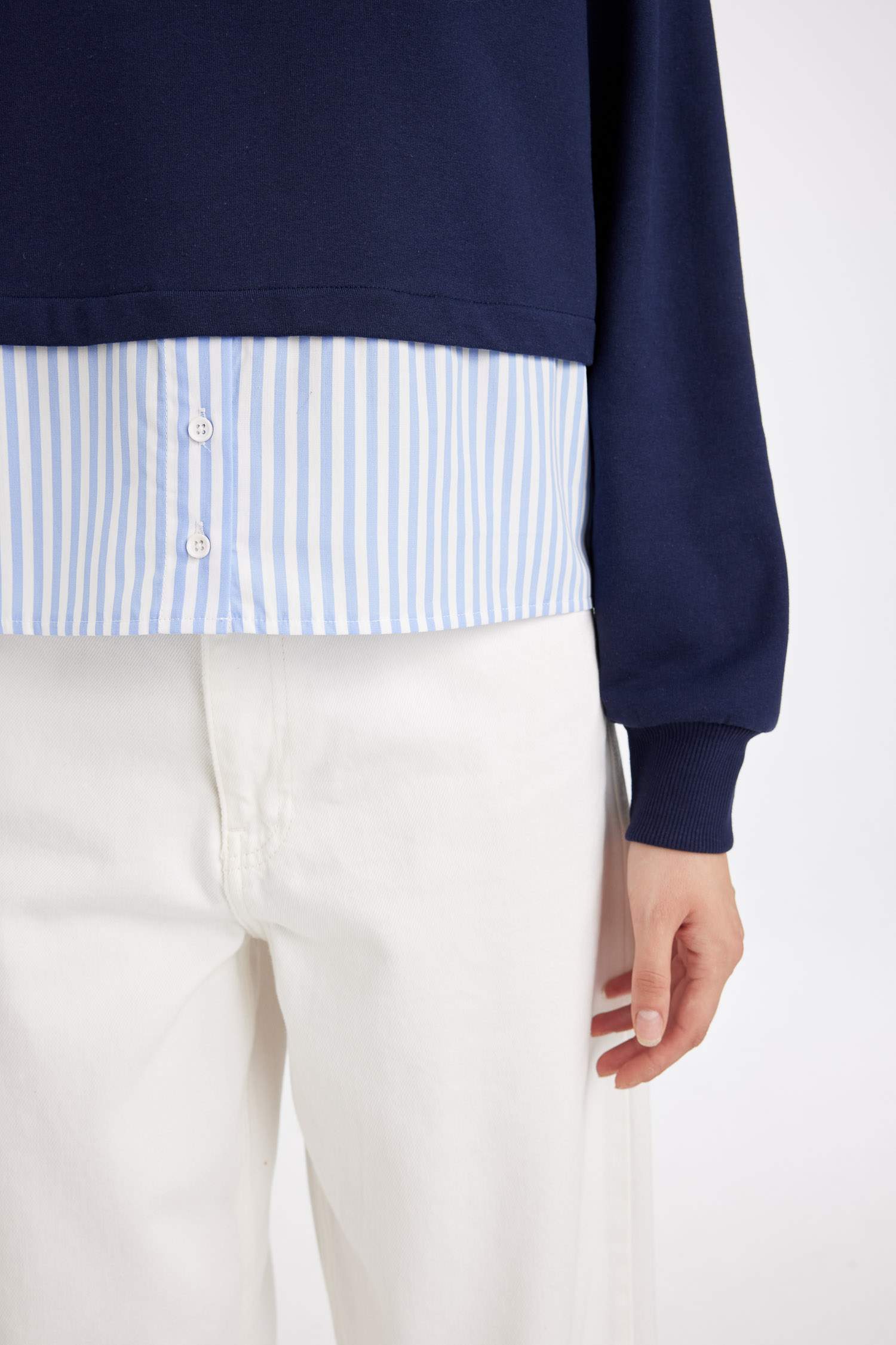 релакс пішімі дөңгелек жаға Свитер