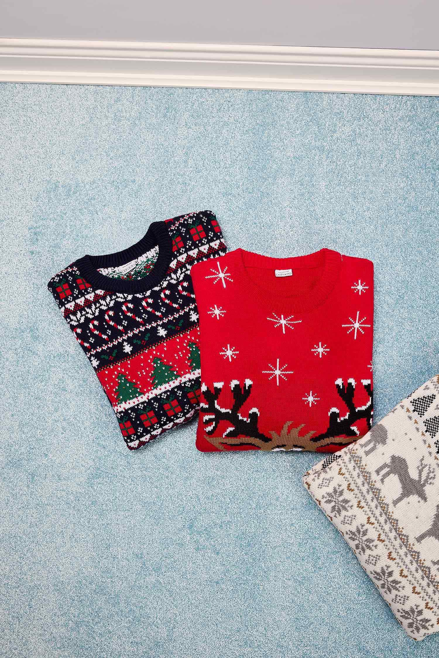 Kırmızı Standart Fit Yılbaşı Temalı Bisiklet Yaka Triko Kazak