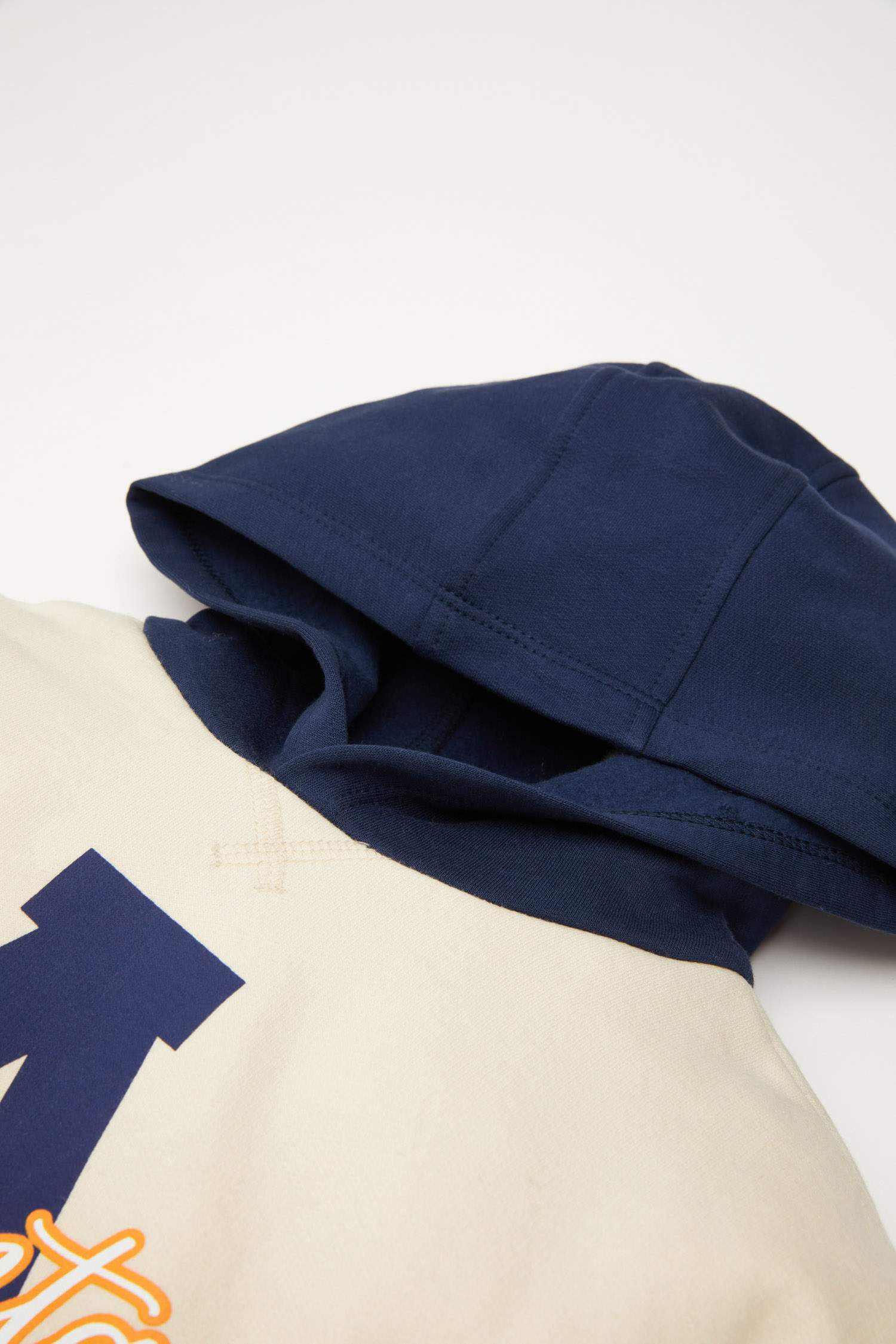 Erkek Bebek 2'li Takım Kapüşonlu Baskılı Sweatshirt Beli Lastikli Jogger Eşofman Altı