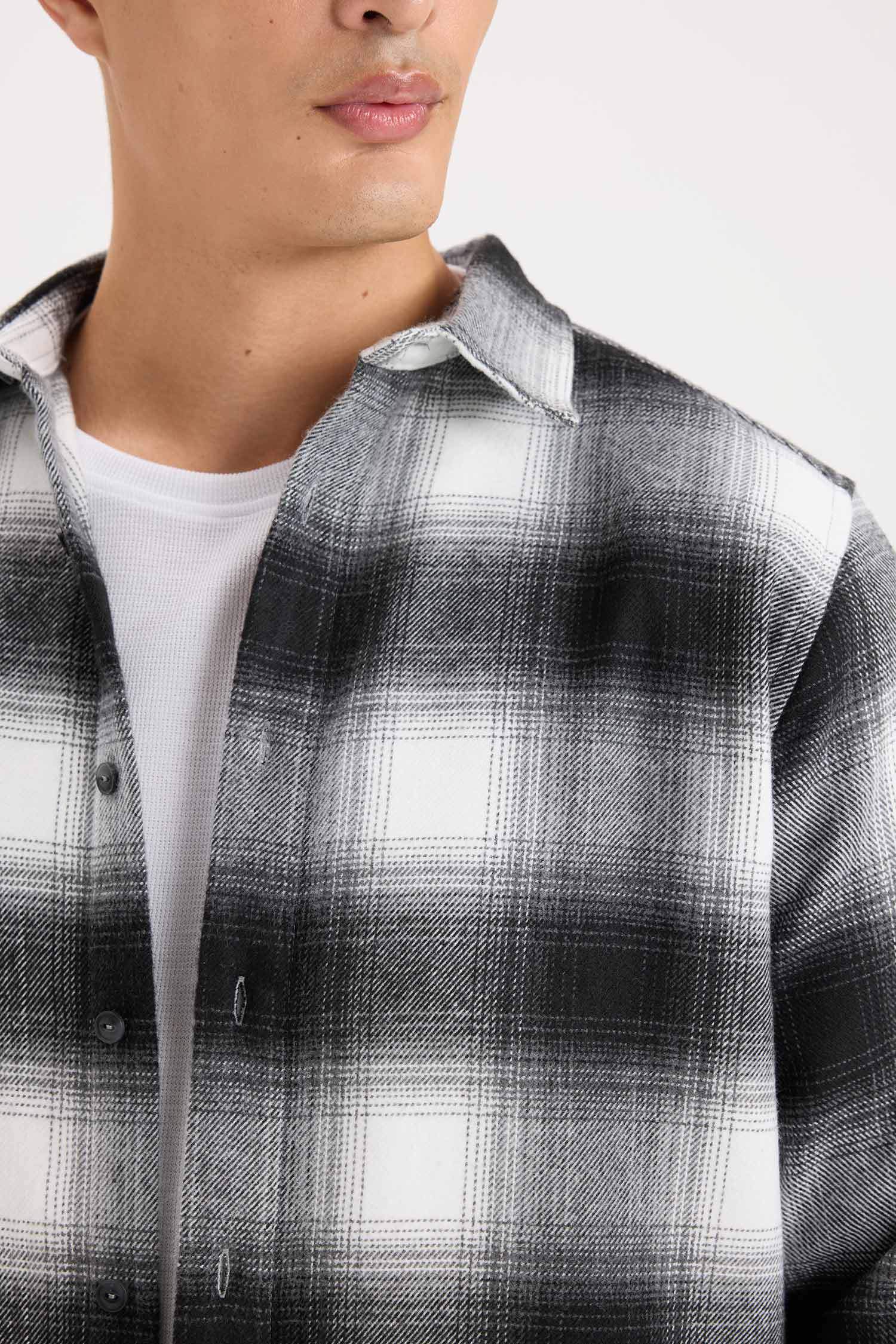 Regular Fit Flannel Long Sleeve Checkered Shirt