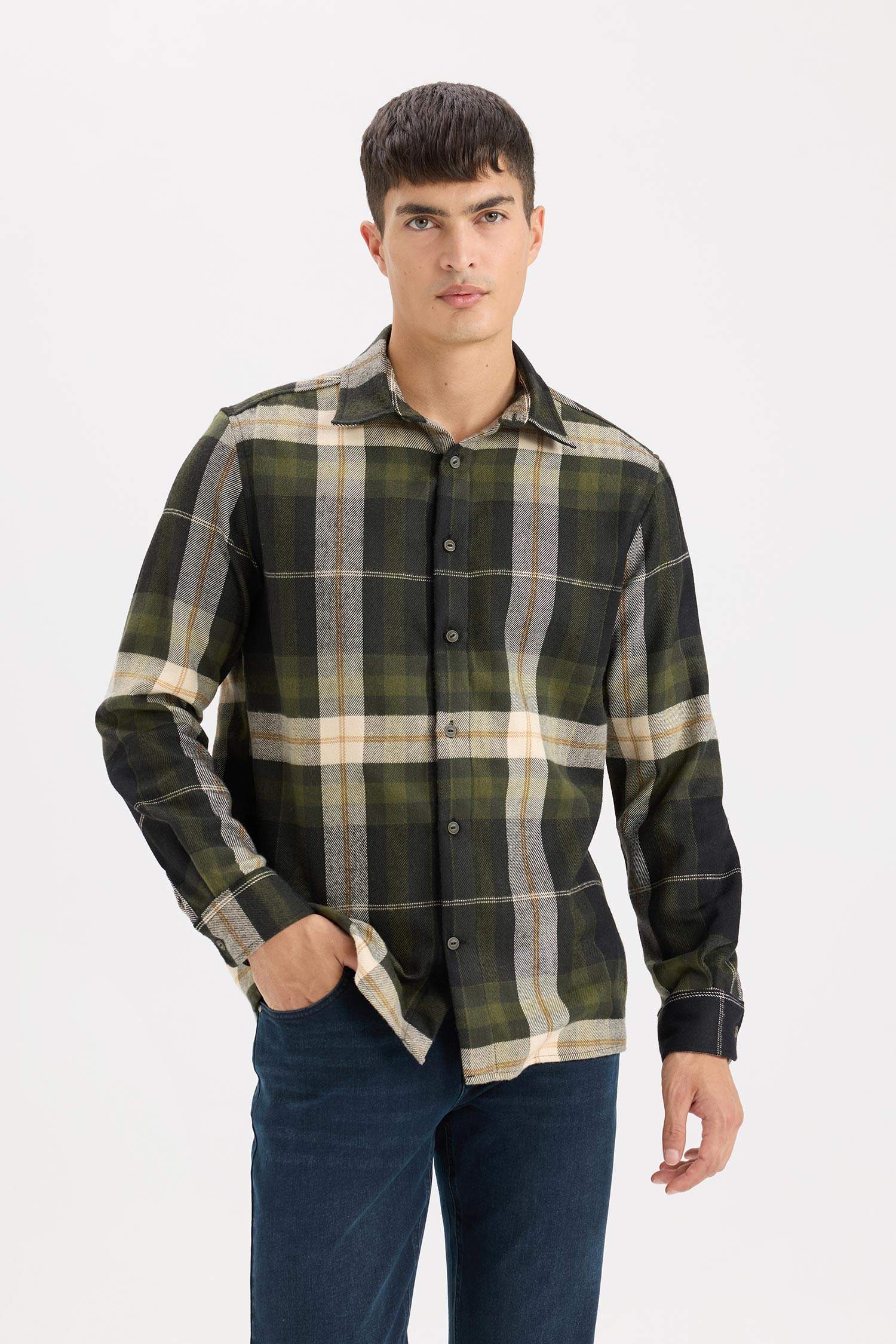 قميص كاروهات ردن طويل قصة عادية برقبة بولو