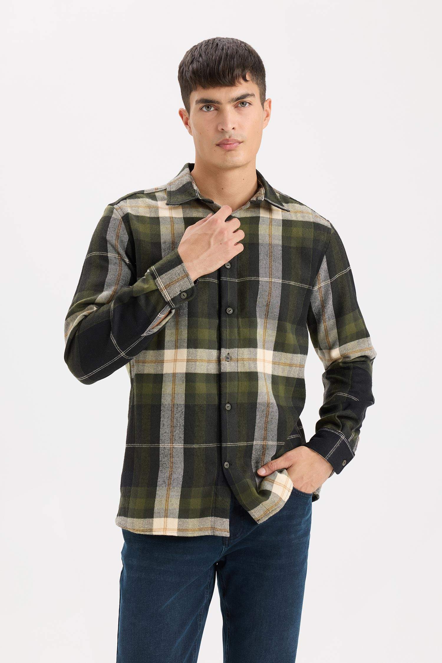 قميص كاروهات ردن طويل قصة عادية برقبة بولو