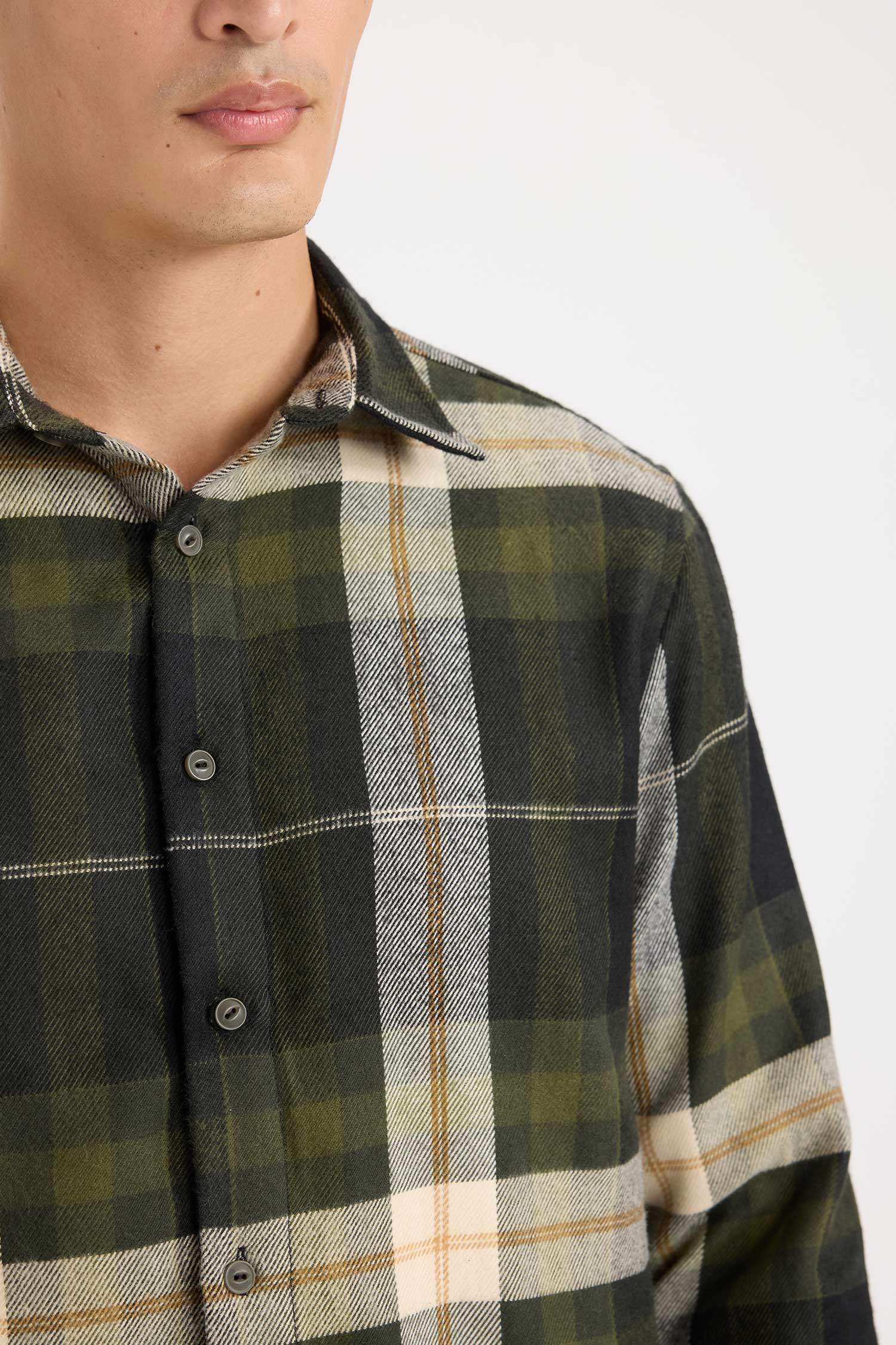 قميص كاروهات ردن طويل قصة عادية برقبة بولو