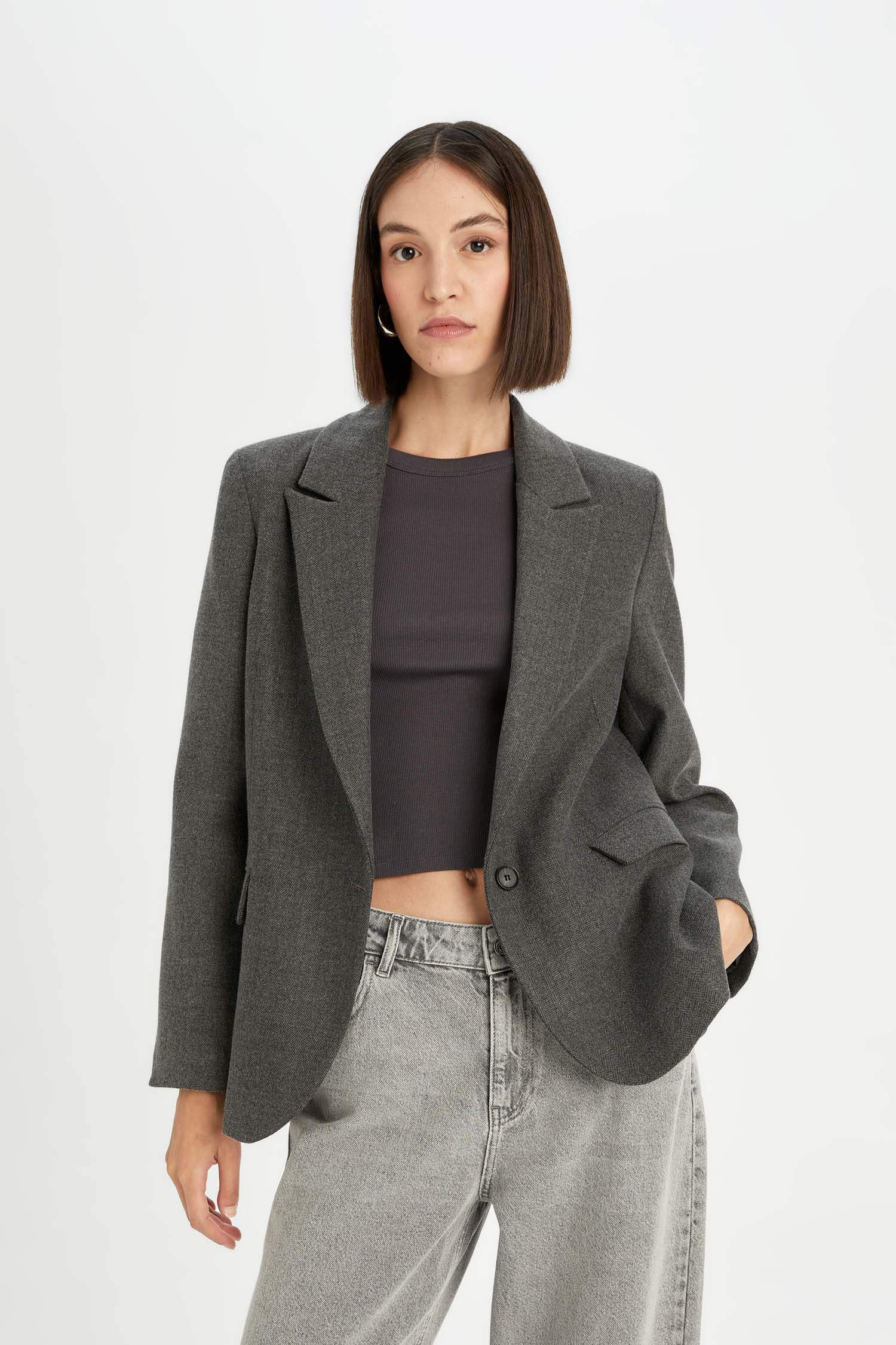 جاكيت بليزر واسع برقبة بليزر