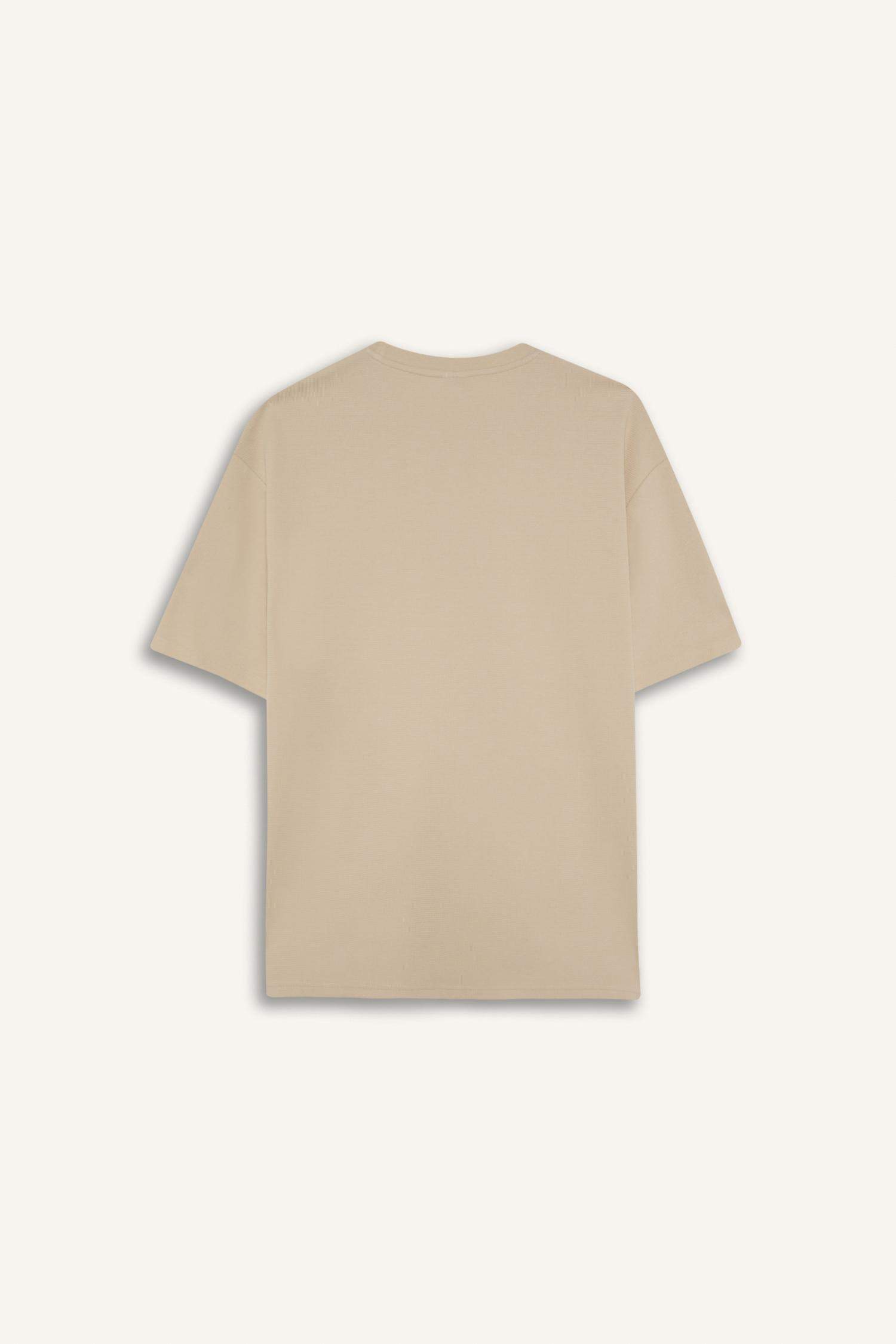 تيشيرت أوفر سايز مطبوع برقبة مستديرة