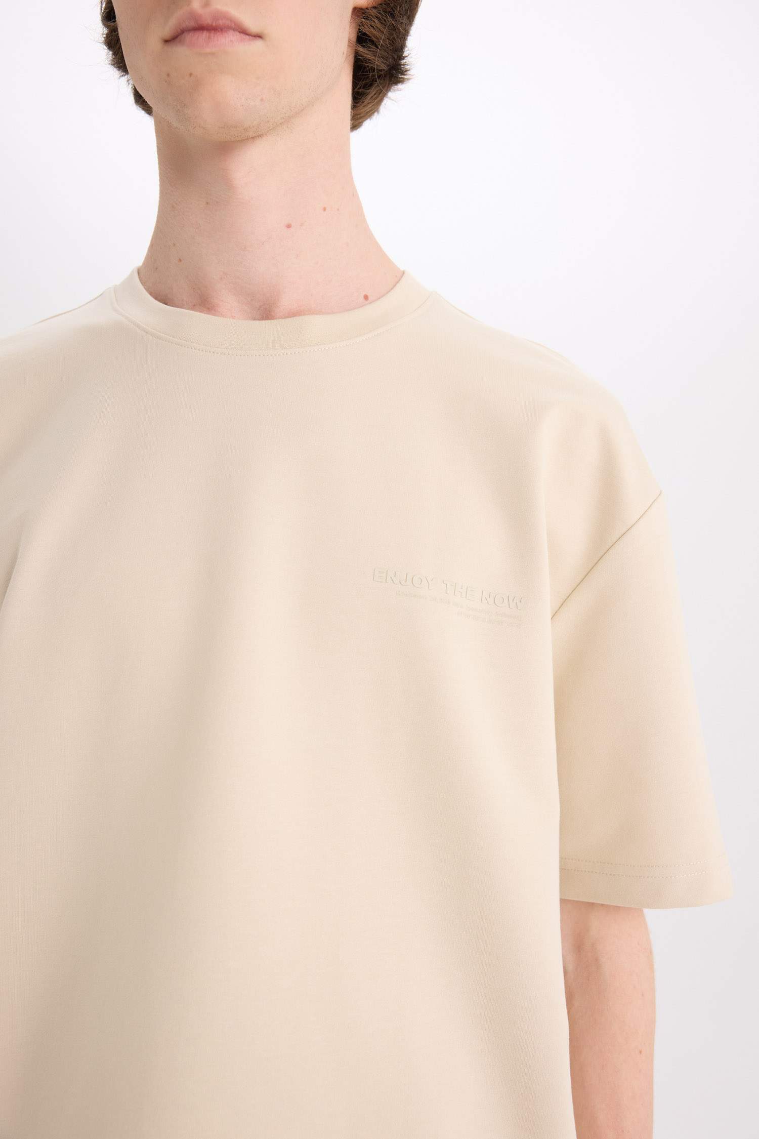 Boxy Fit Crew Neck Printed Heavy Fabric T-Shirt