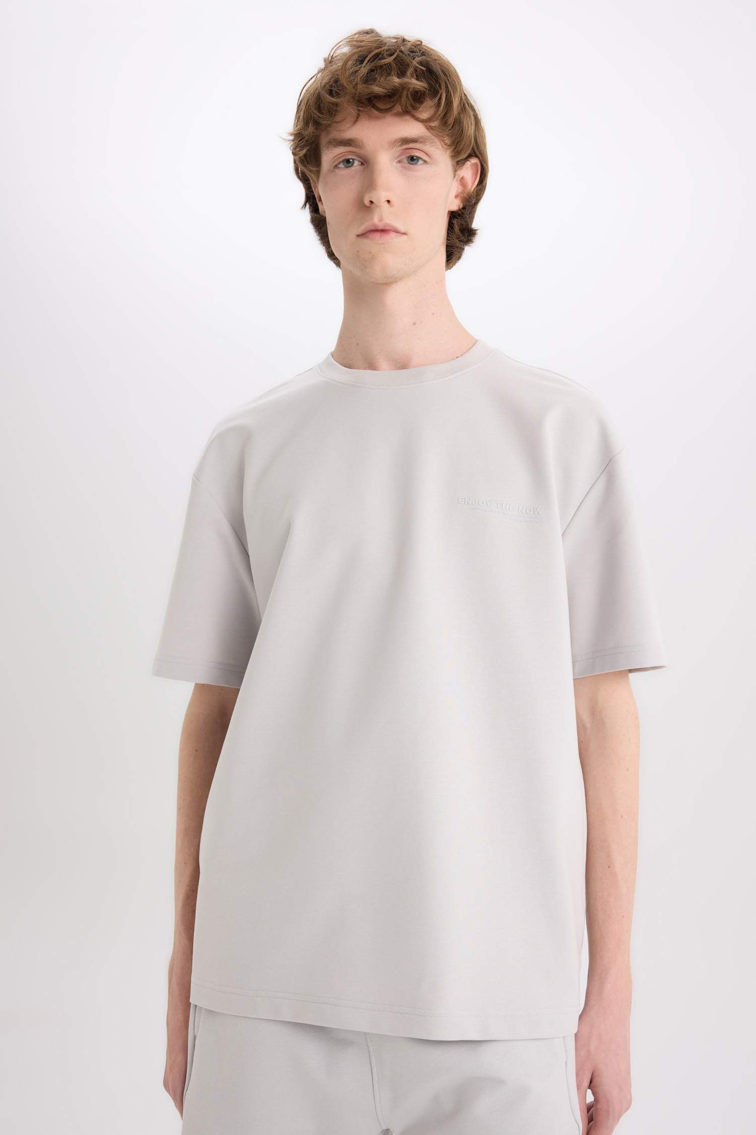 Boxy Fit Crew Neck Printed Heavy Fabric T-Shirt