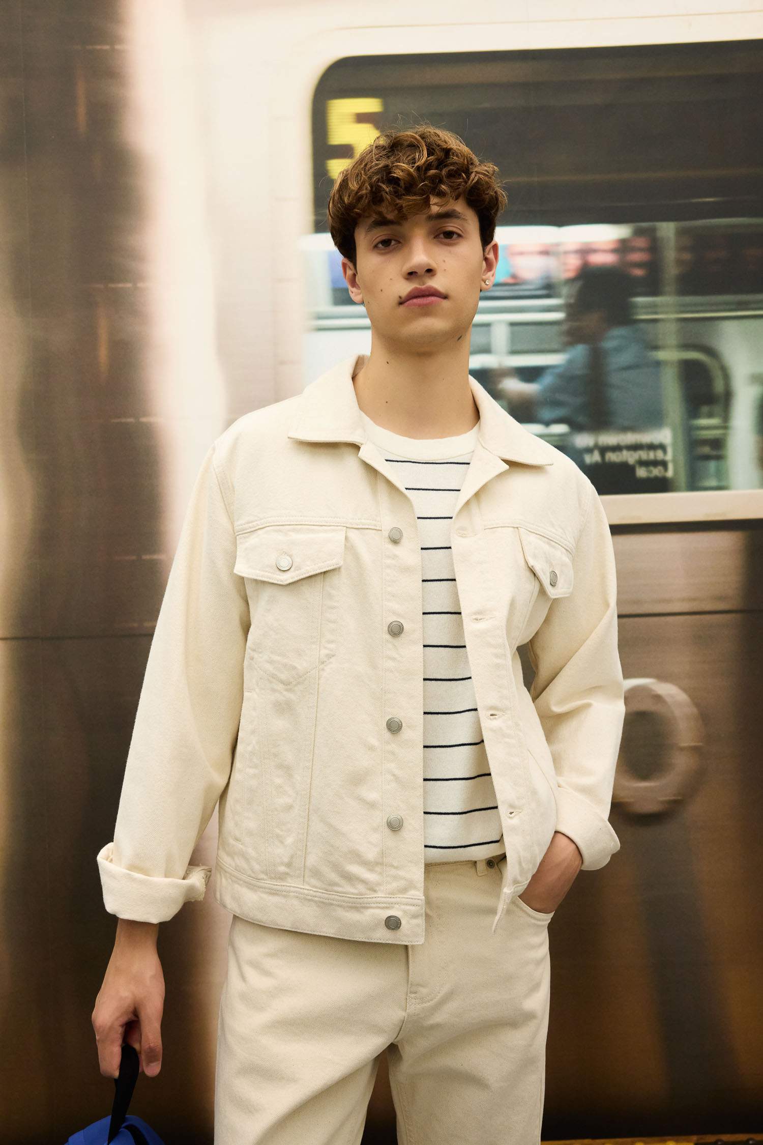 جاكيت قطن قصة عادية