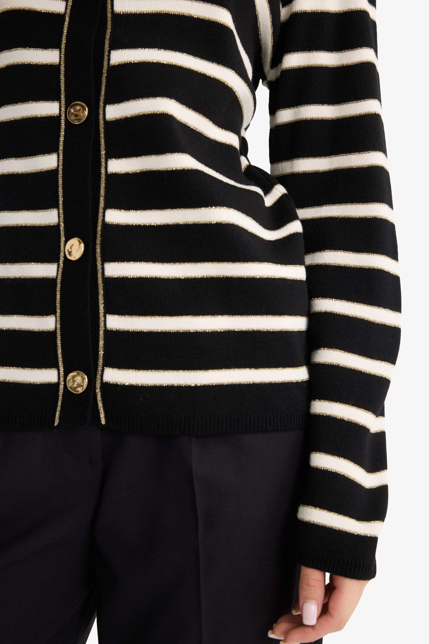 Regular Fit Bisiklet Yaka Düğmeli Çizgili Triko Hırka