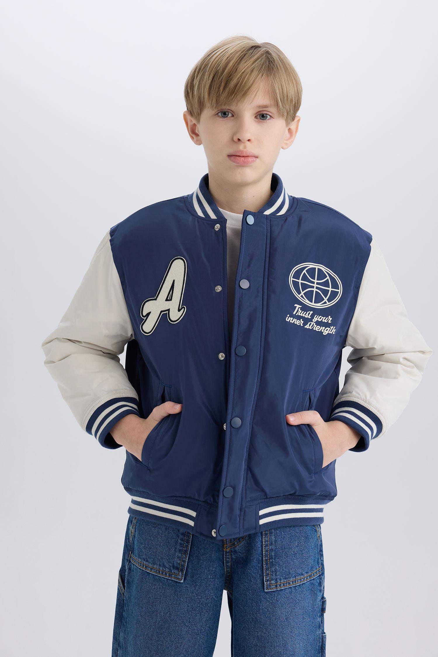 Erkek Çocuk Kolej Yaka Sırt Baskılı Çıtçıtlı Bomber Mont