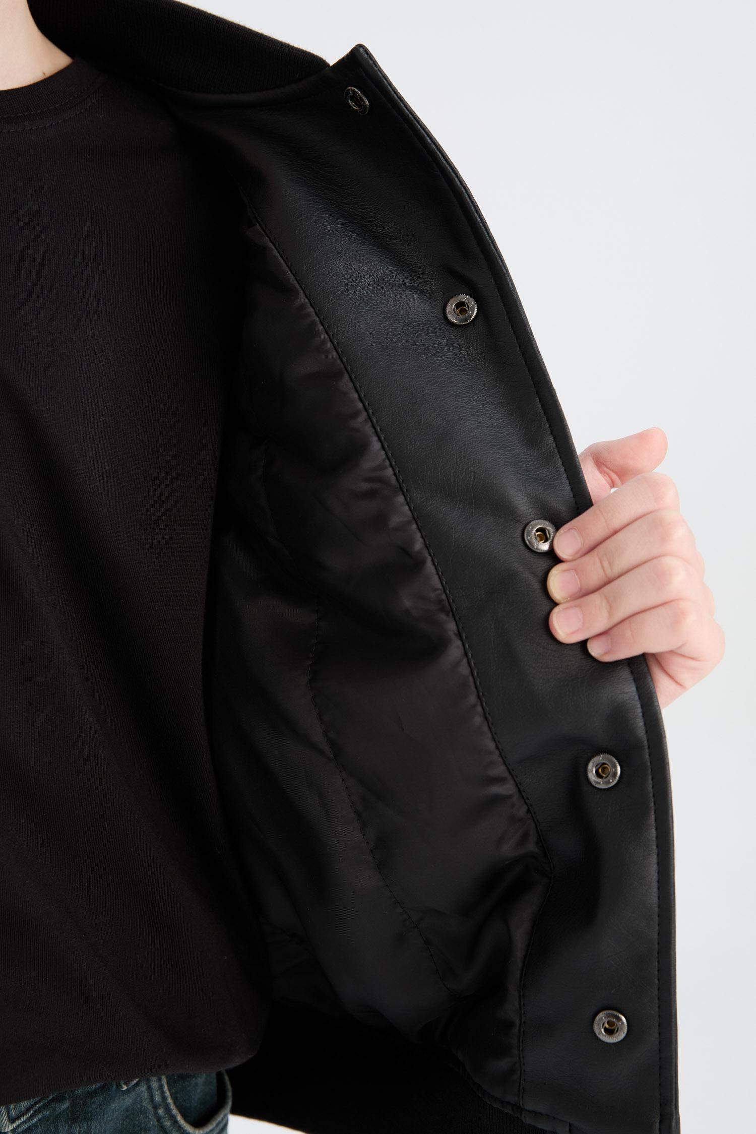 Erkek Çocuk Su Geçirmez Kolej Yaka Çıtçıtlı Bomber Ceket Mont