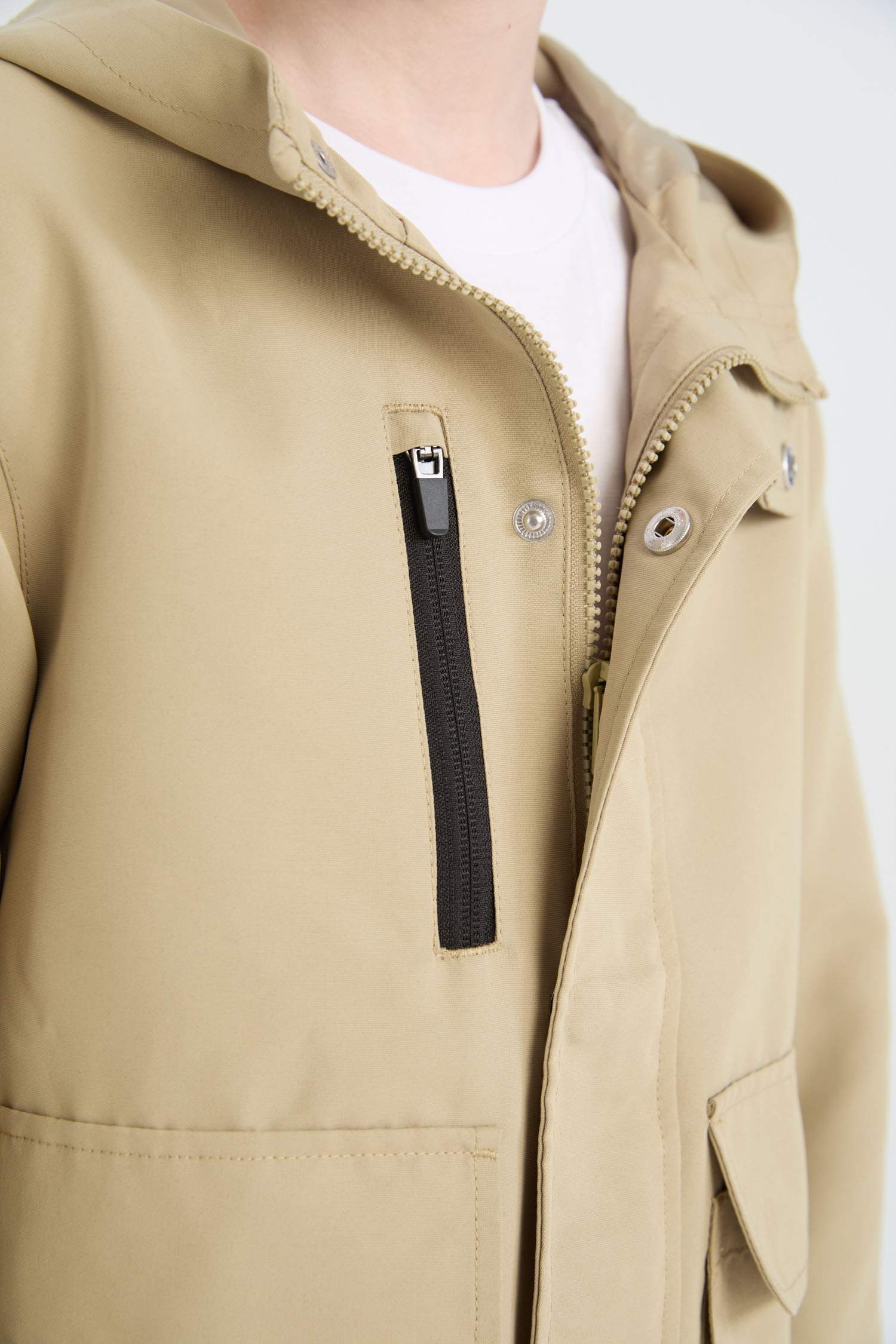 Erkek Çocuk Su Geçirmez Kapüşonlu Fermuarlı Cepli Yağmurluk