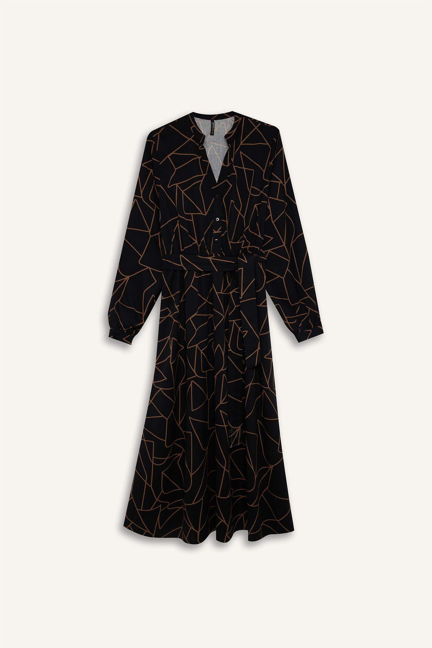 فستان كم طويل بالمندو قصة A