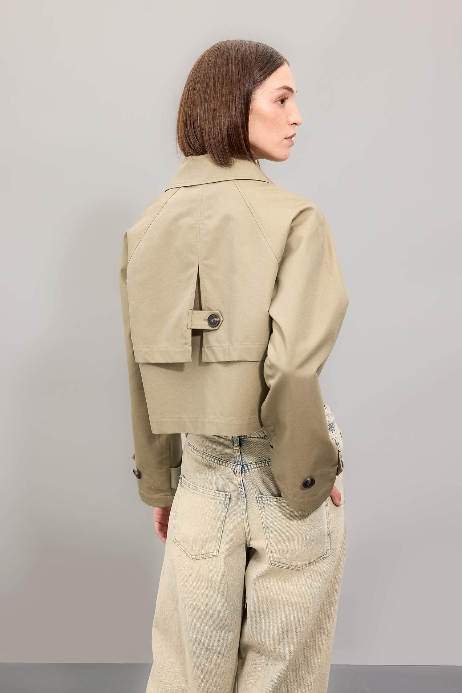 Regular Kalıp Kısa Trençkot Smokin Yaka Düğmeli Pamuklu