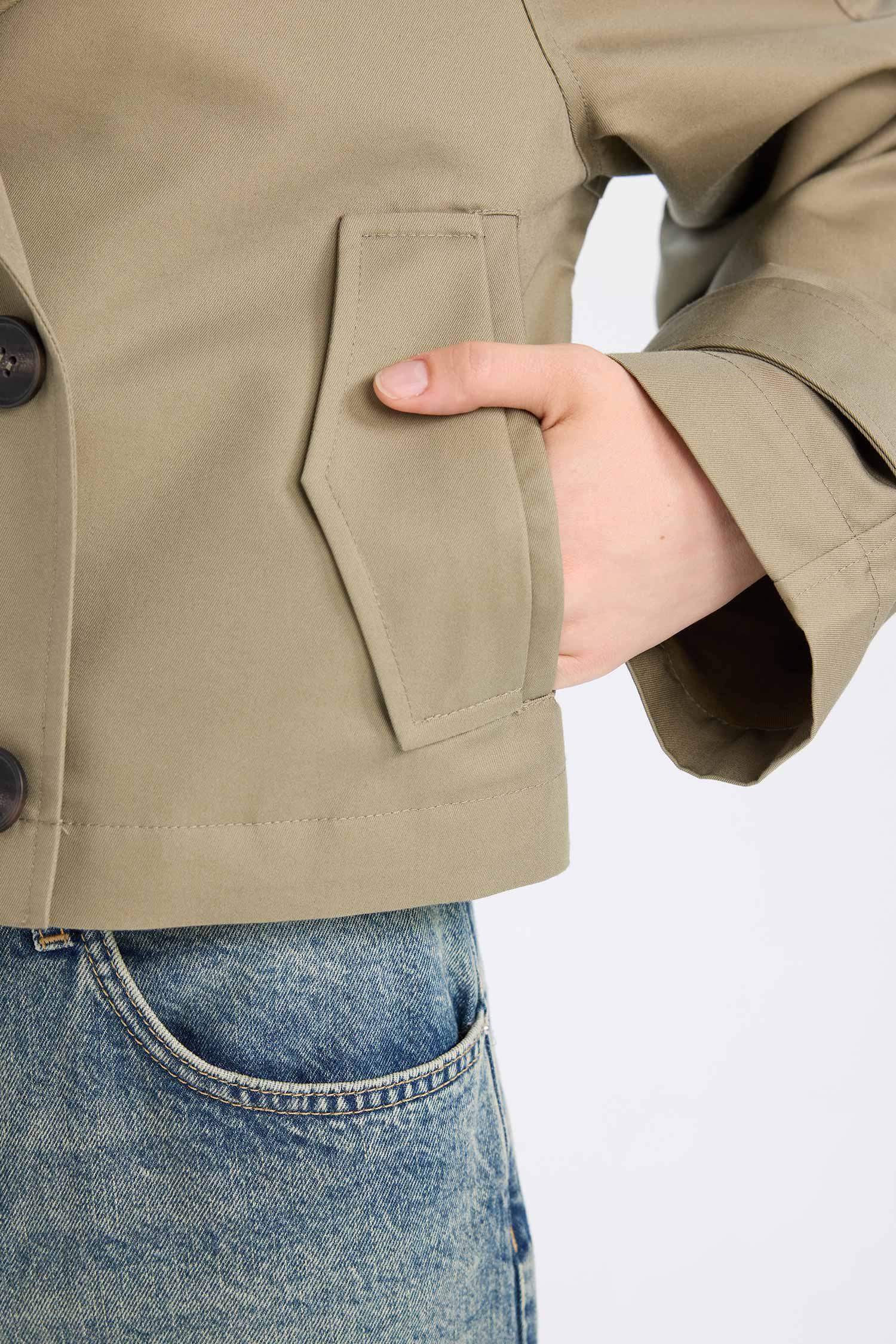 Regular Kalıp Kısa Trençkot Smokin Yaka Düğmeli Pamuklu