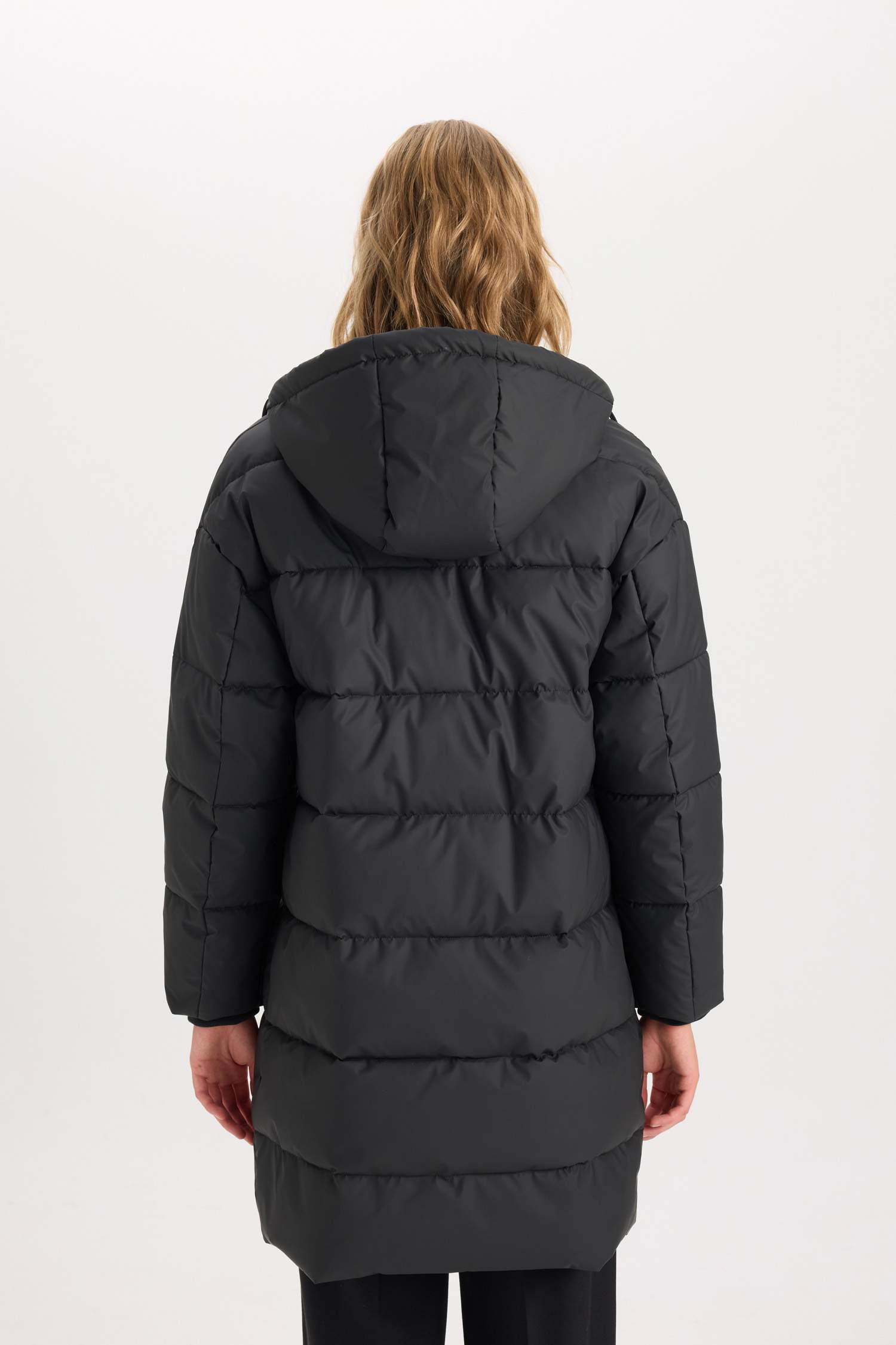 Regular Fit Kapüşonlu Fermuarlı Cepli Parka