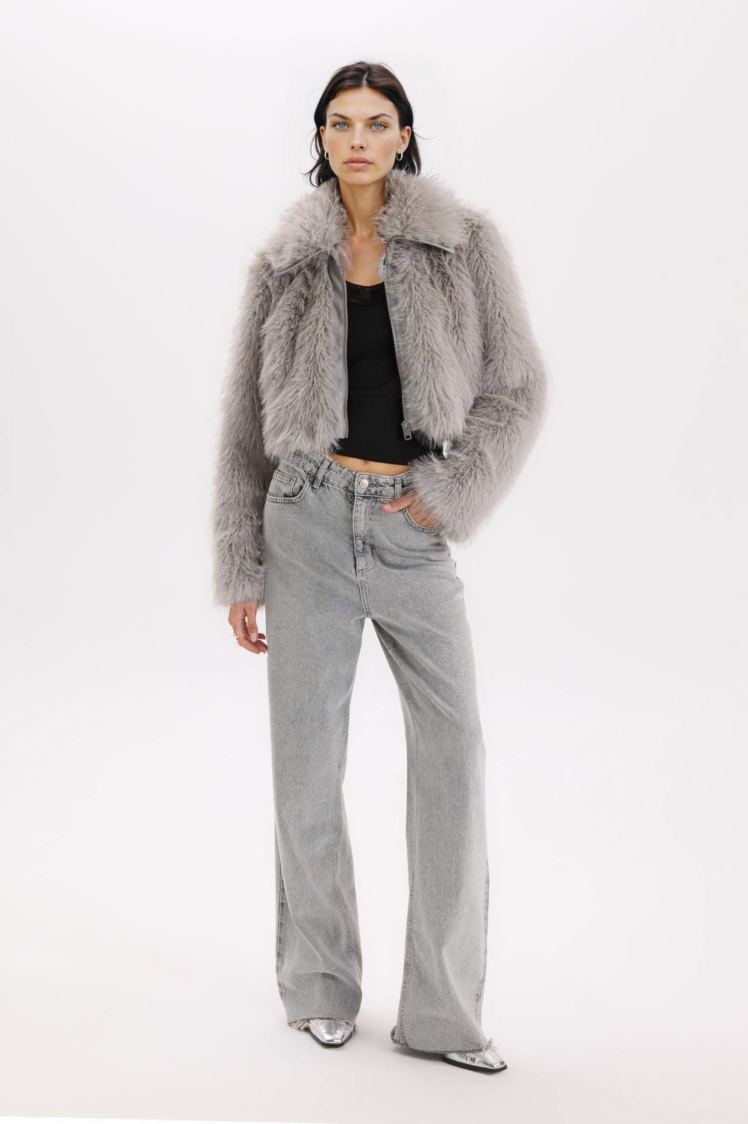 Regular Fit Cepli Fermuarlı Kısa Suni Kürk Ceket Mont