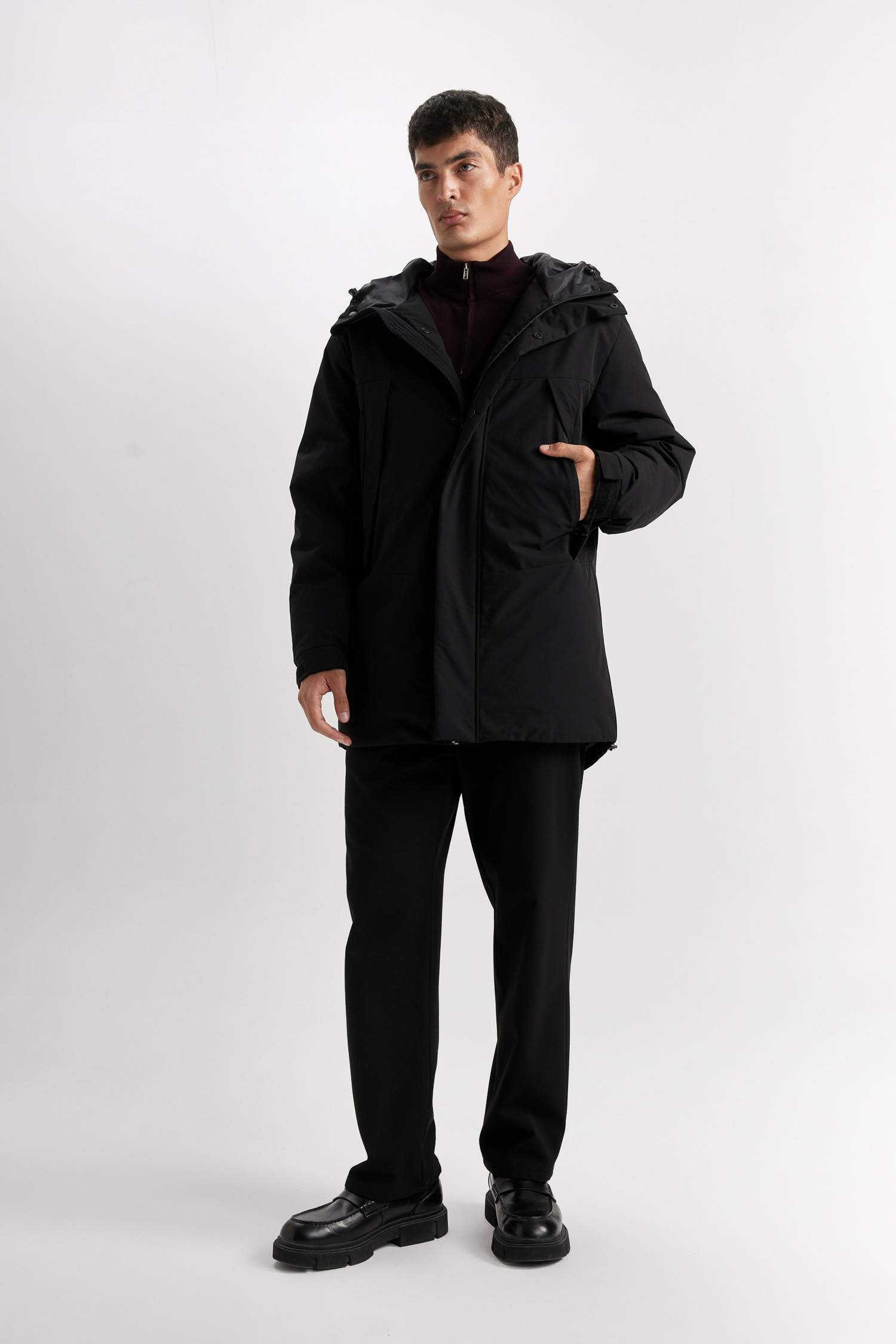 Regular Fit Kapüşonlu Fermuarlı Cepli Mont