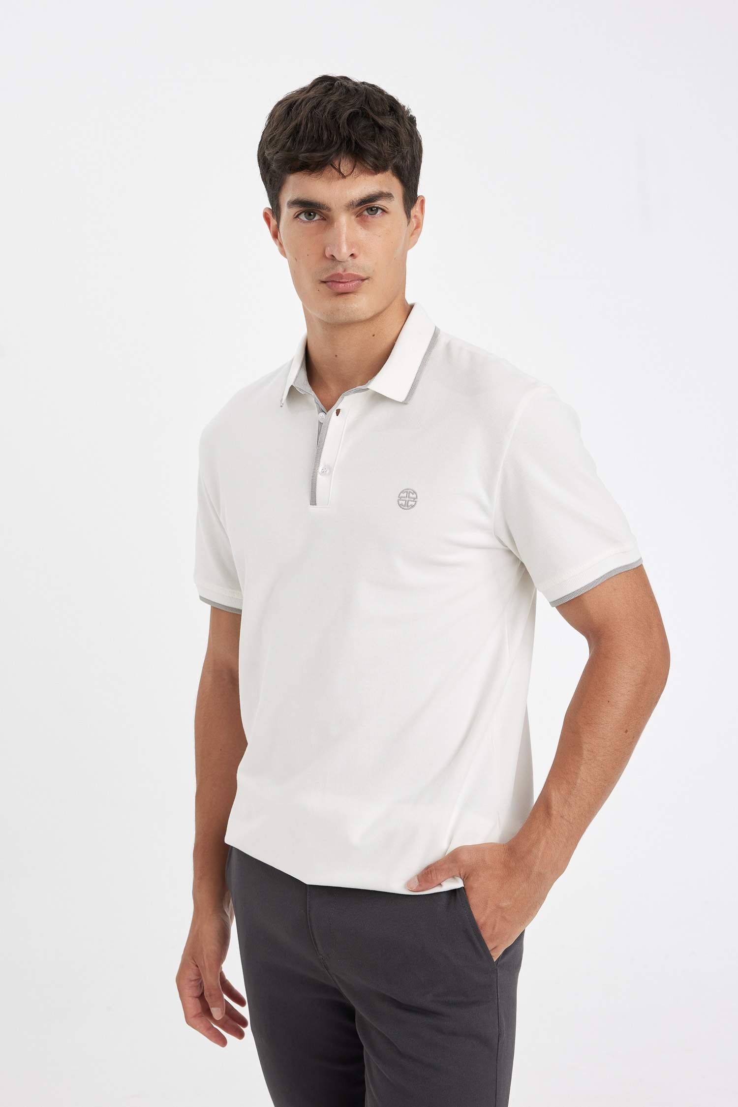 New Regular Fit Polo Yaka Kısa Kollu Pike Tişört