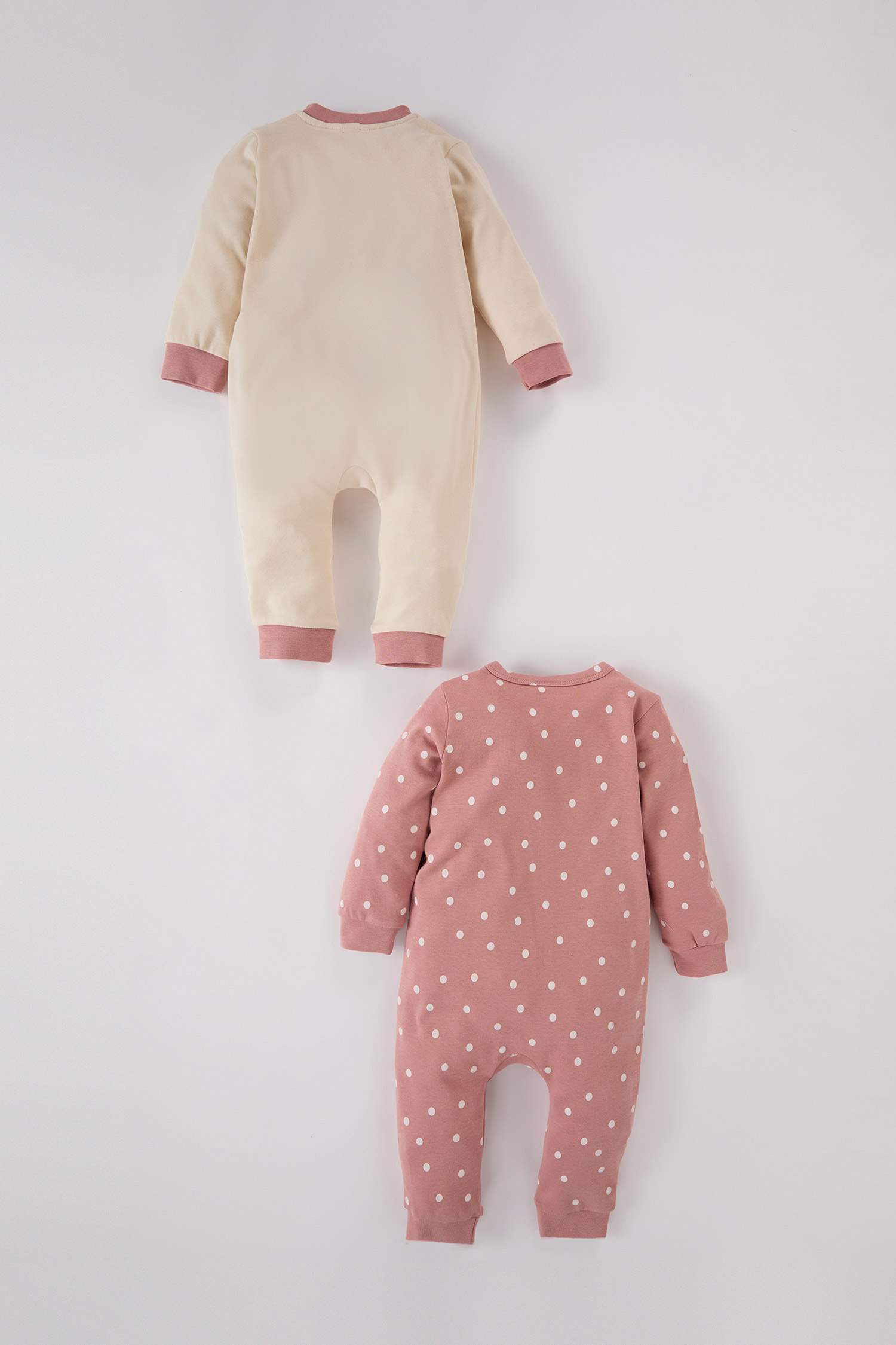 Kız Bebek Yenidoğan Baskılı Puantiyeli Fermuarlı Uzun Kollu 2'li Tulum