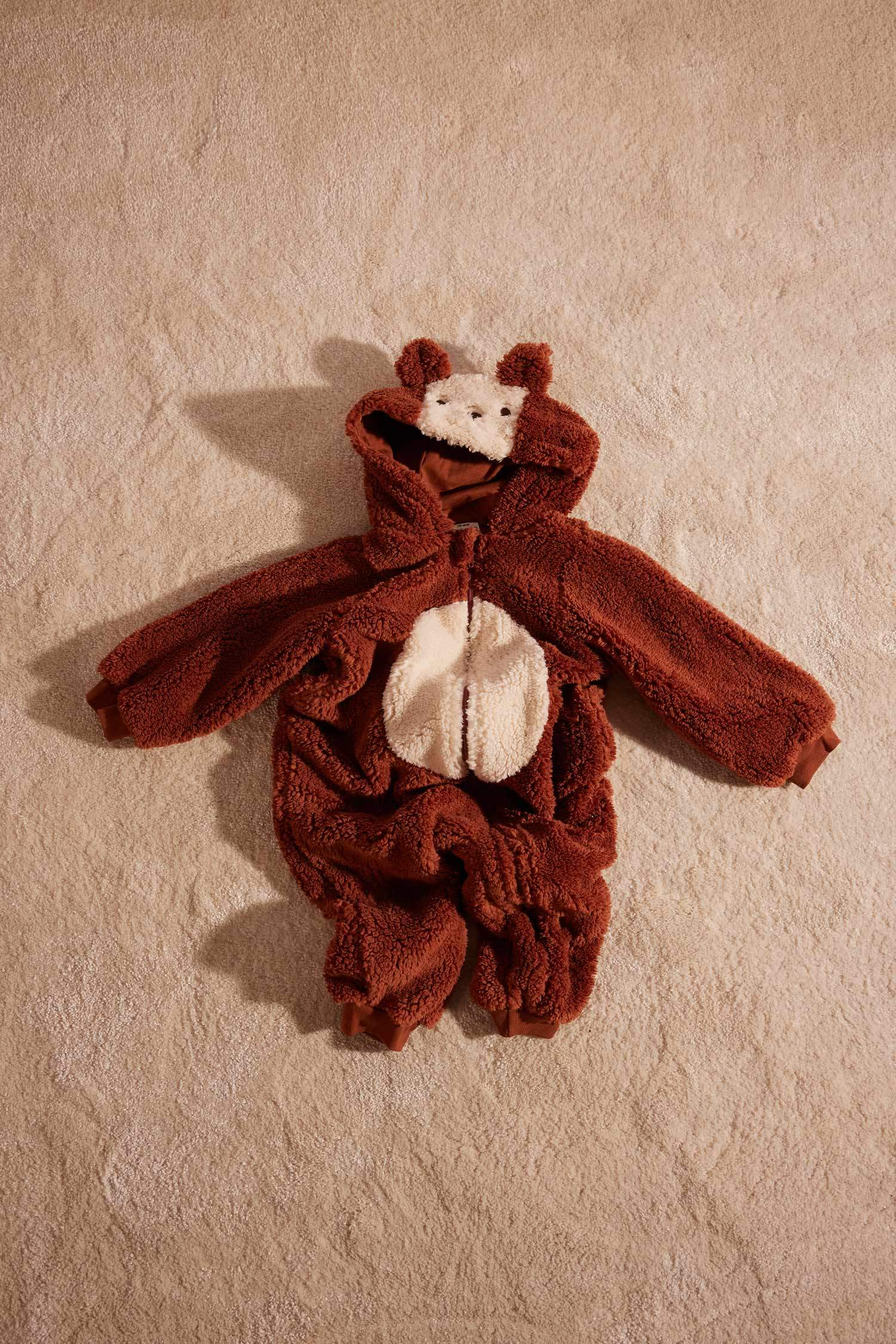 Erkek Bebek Yenidoğan Kahve Fermuarlı Şapkalı Pelüş Tulum