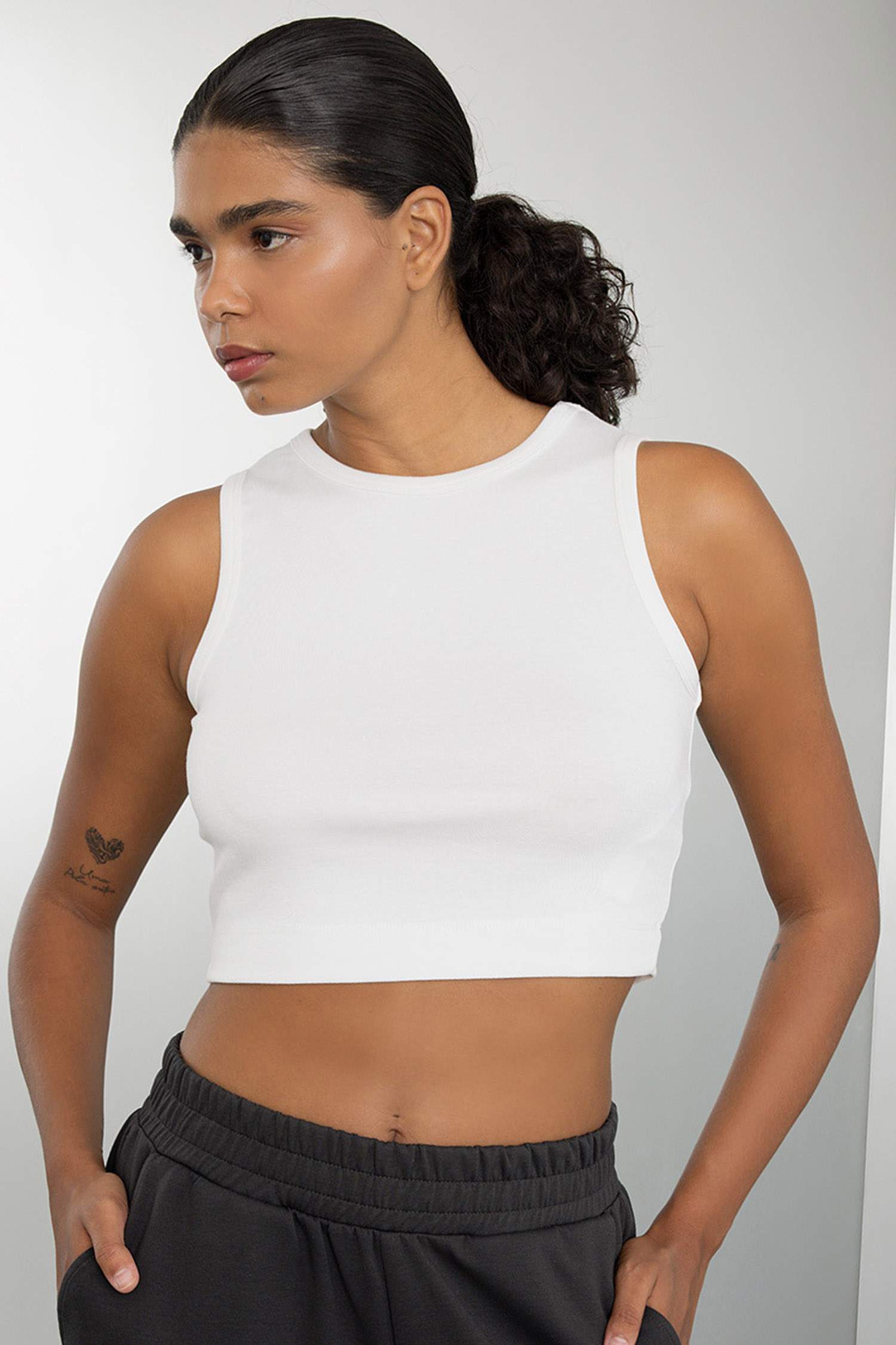 DeFactoFit Crew Neck Modal Sports Crop Top