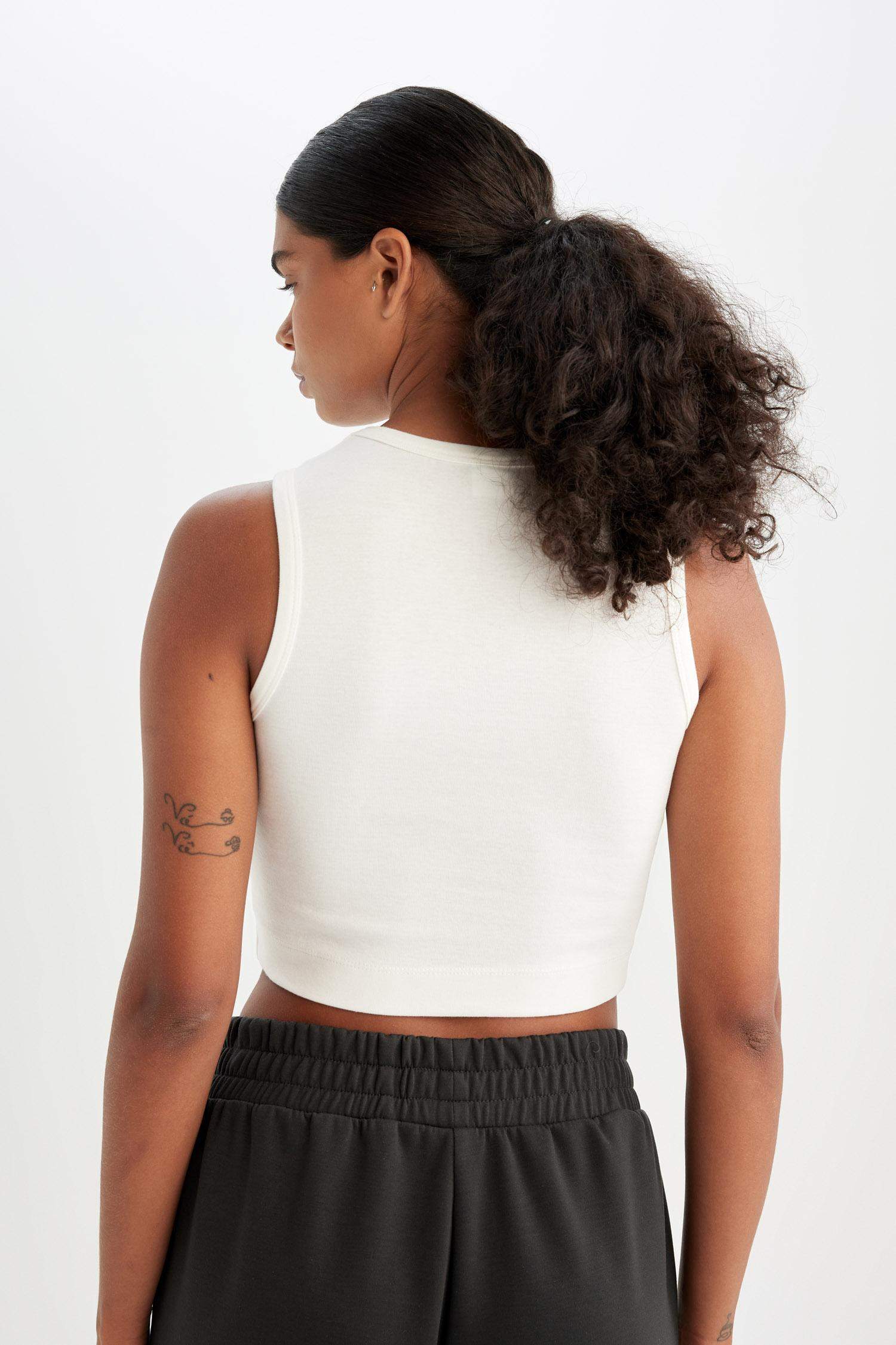 DeFactoFit Crew Neck Modal Sports Crop Top