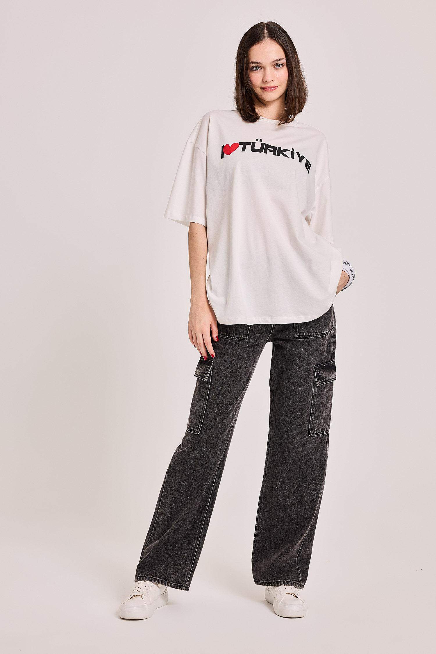 Oversize Fit Printed Short Sleeve T-Shirt