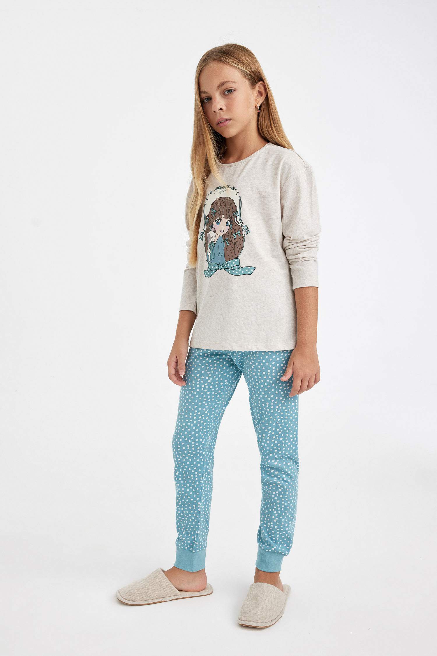 طقم بيجاما بناتي قصة عادية كم طويل بيج - قطعتين